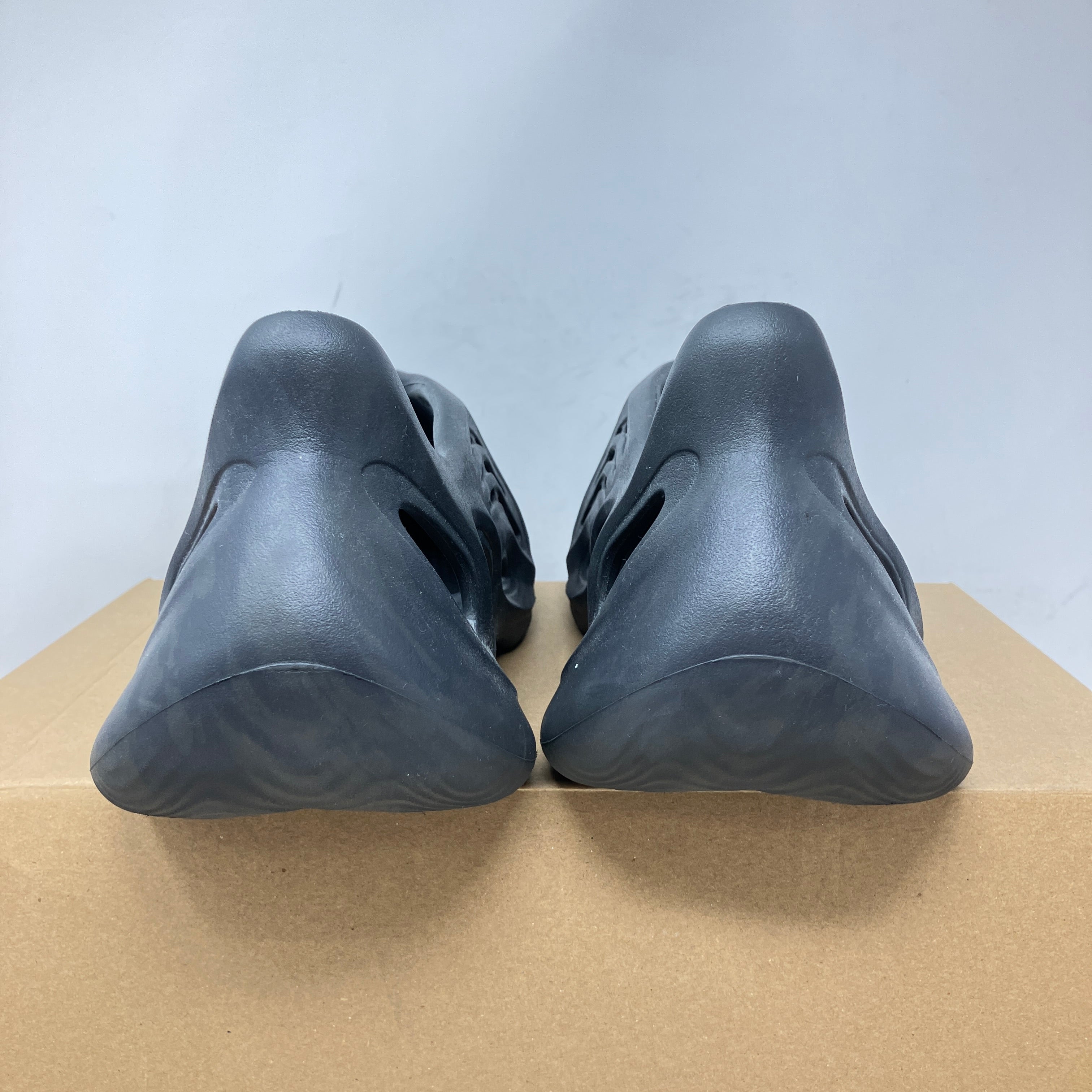 adidas Yeezy Foam RNR Onyx