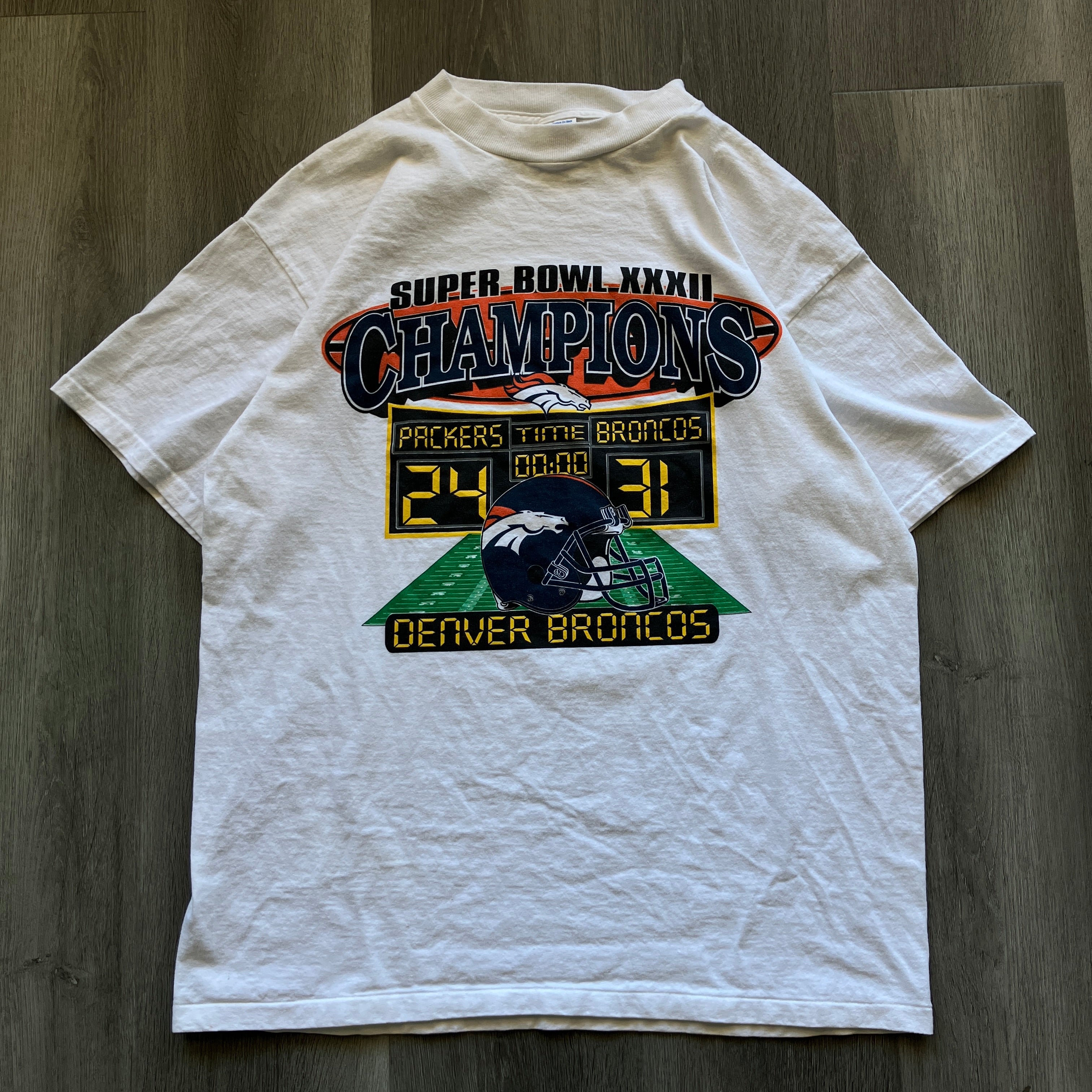 Vintage Super Bowl XXXll Champions Broncos tee