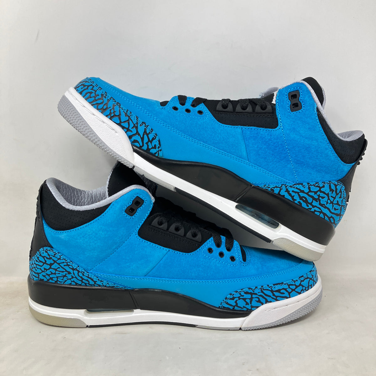Jordan 3 Retro Powder Blue