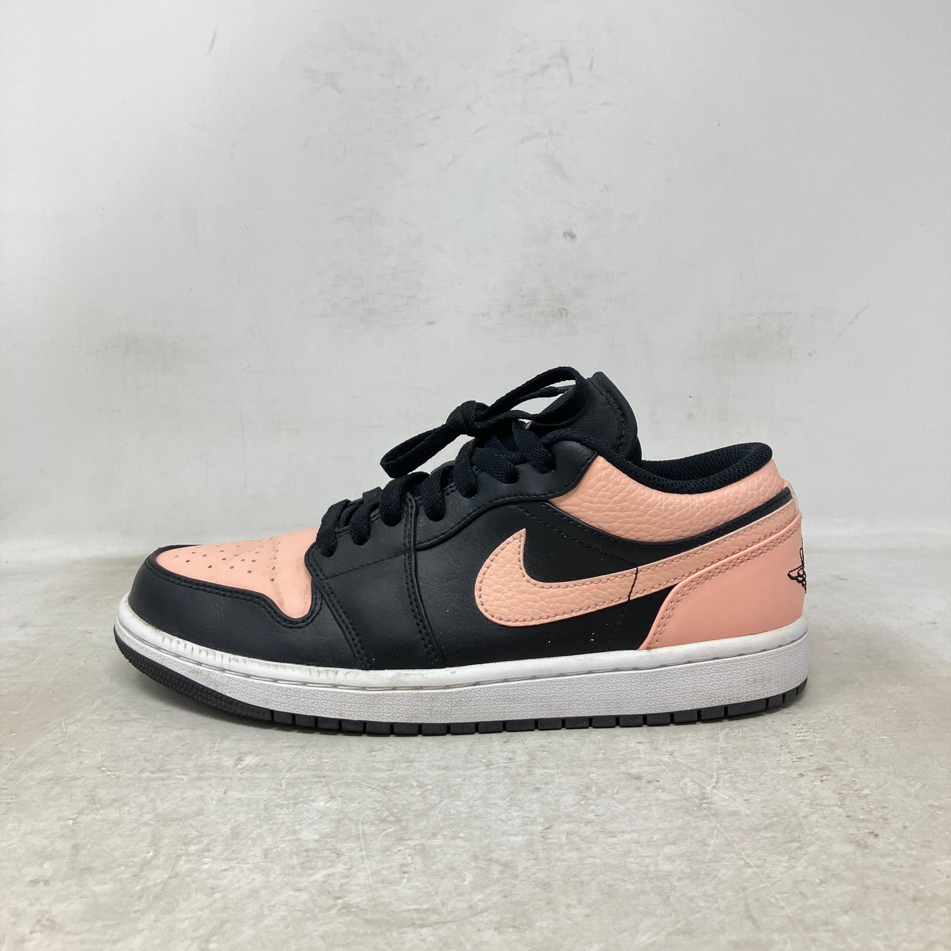 Jordan 1 Low Crimson Tint