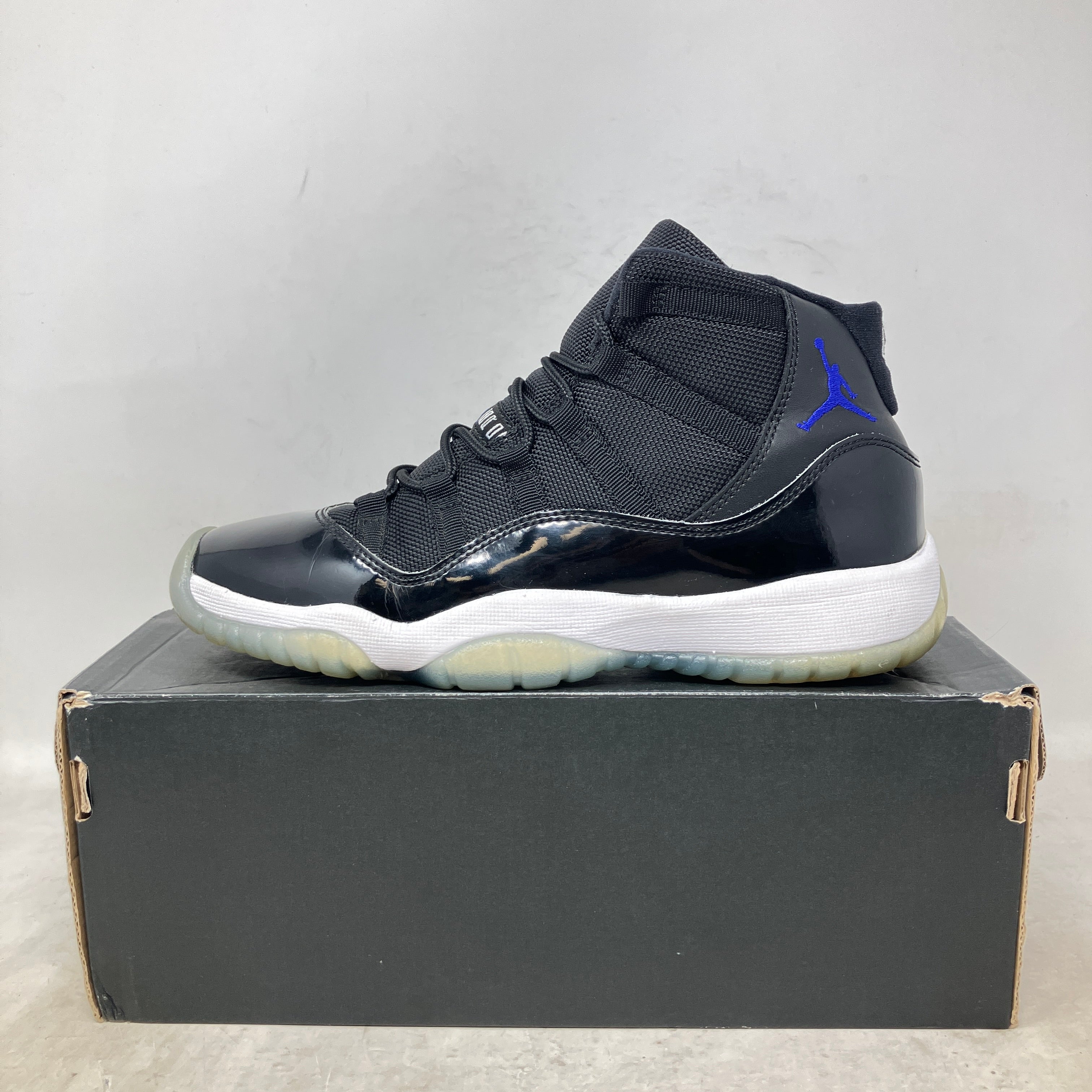 Jordan 11 Retro Space Jam (2016) (GS)