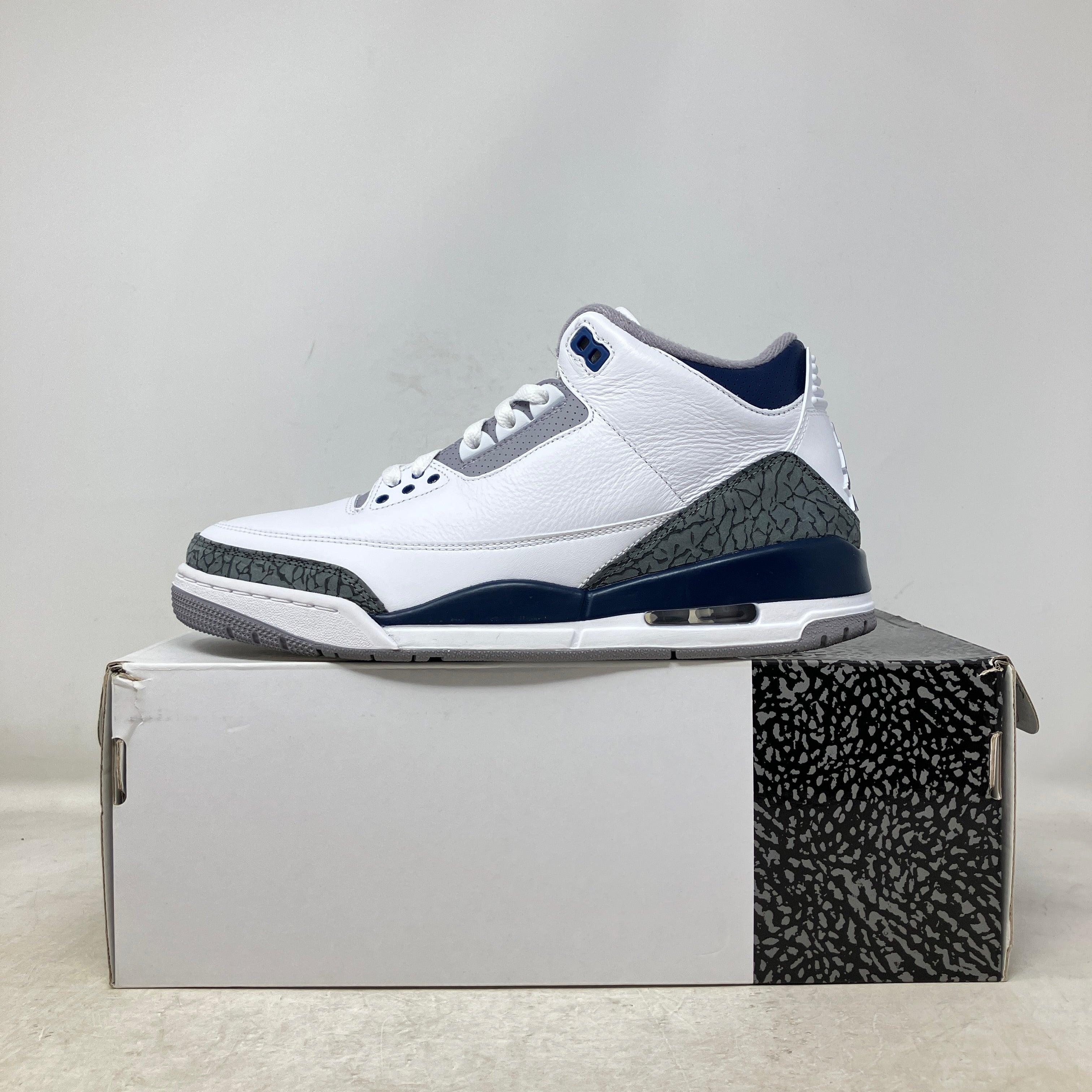 Jordan 3 Retro Midnight Navy