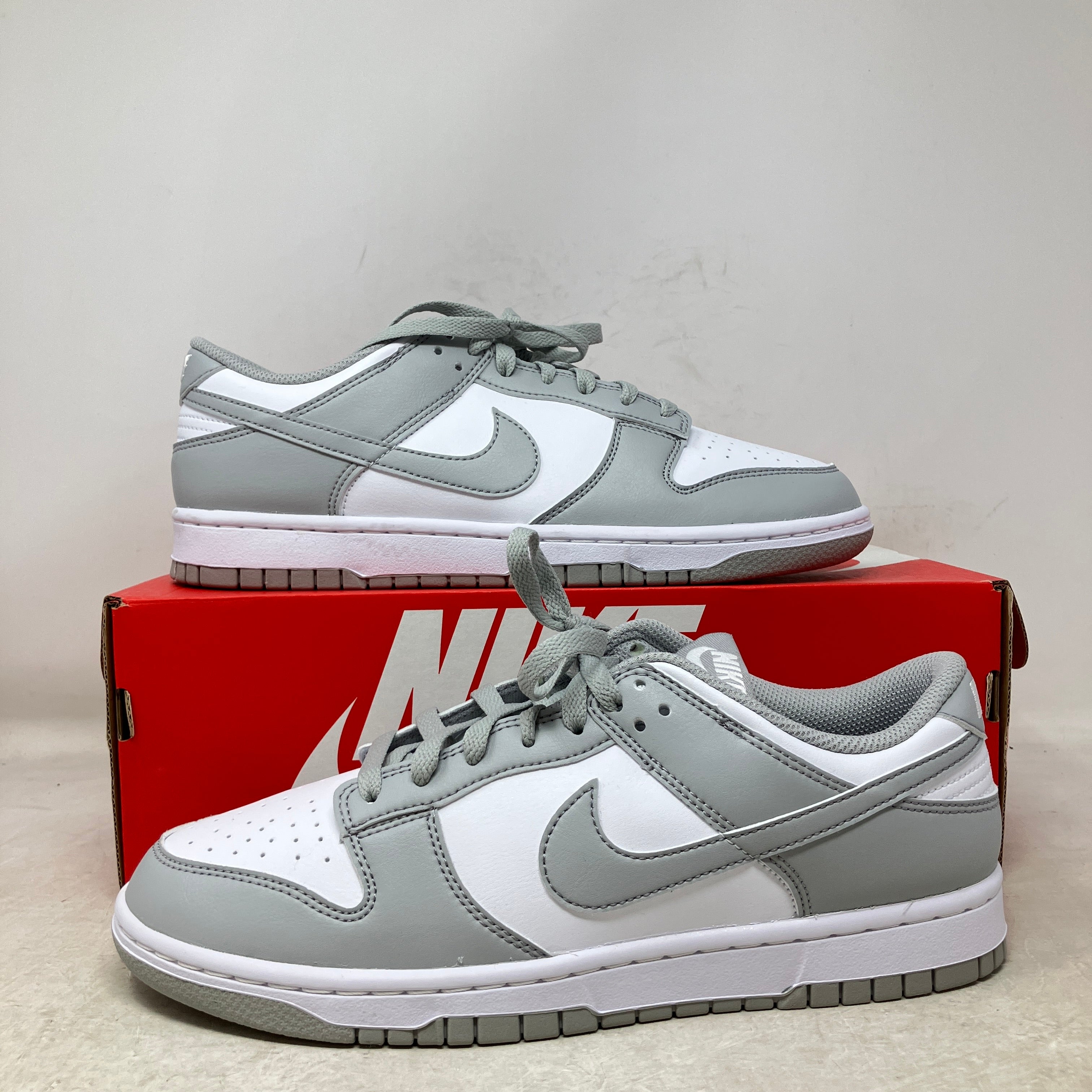 Nike Dunk Low White Light Smoke Grey
