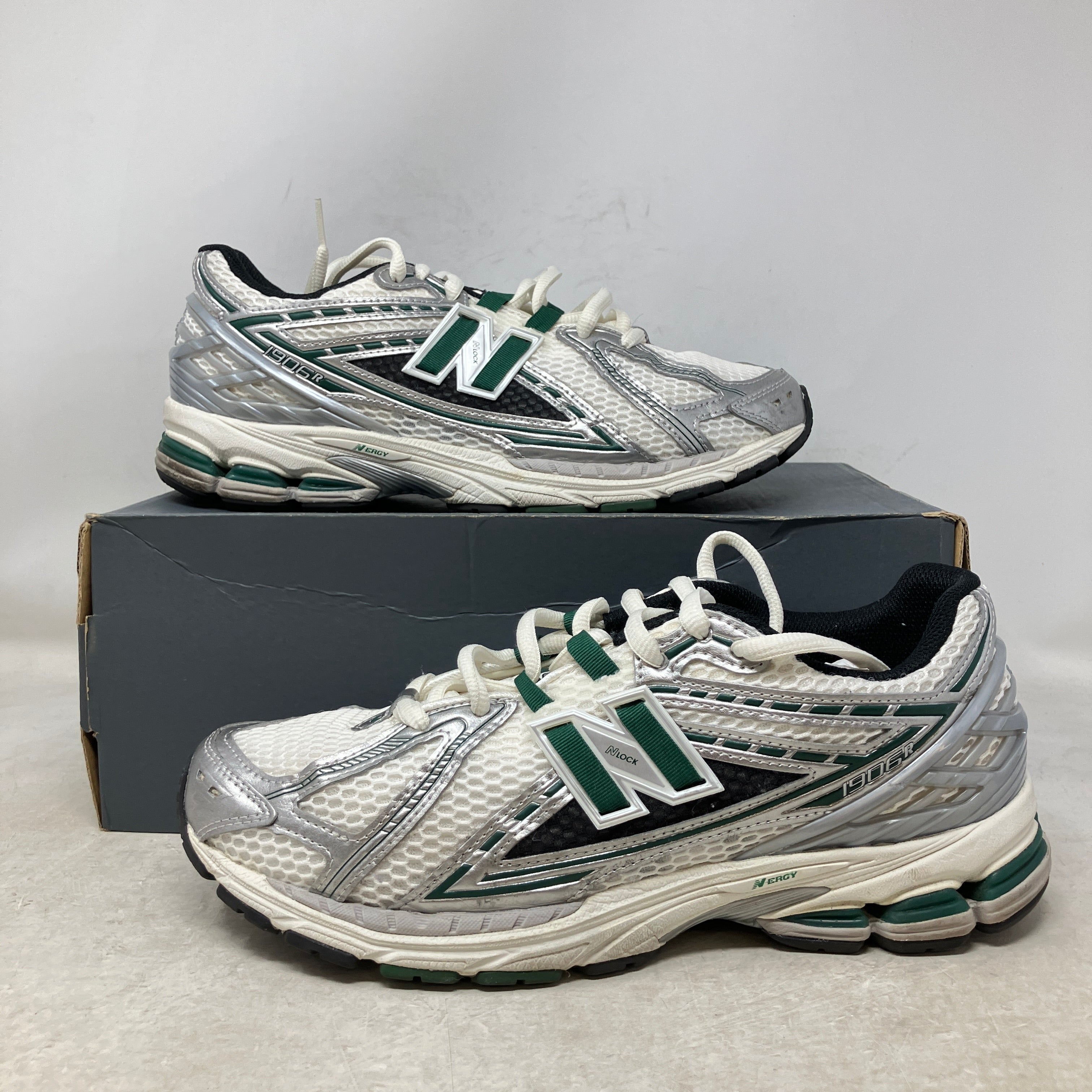 New Balance 1906R Silver Metallic Nightwatch Green