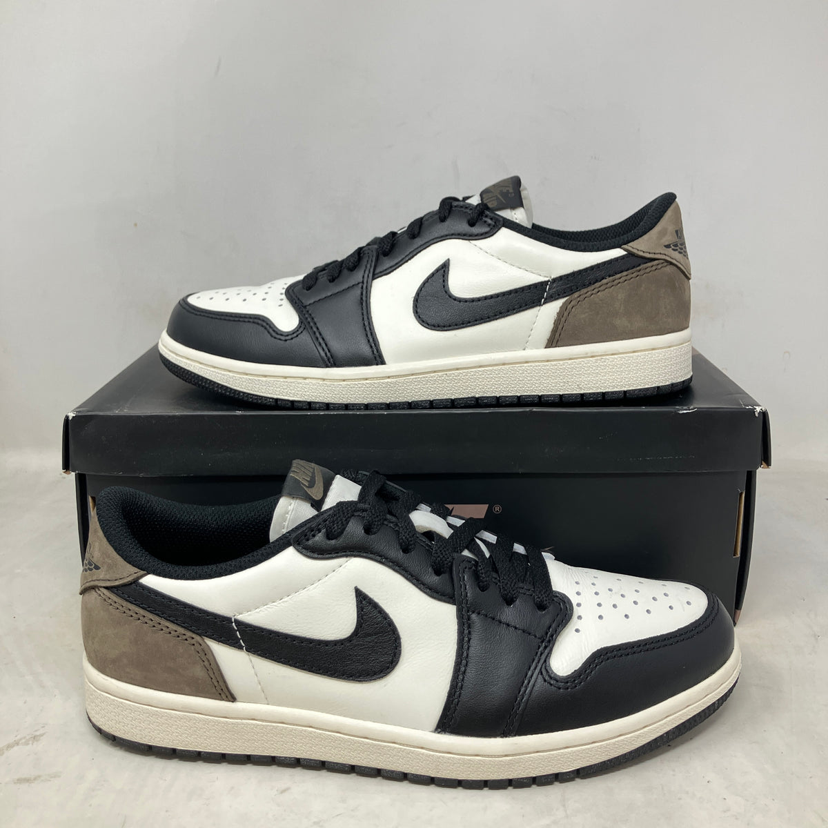 Jordan 1 Retro Low OG Mocha