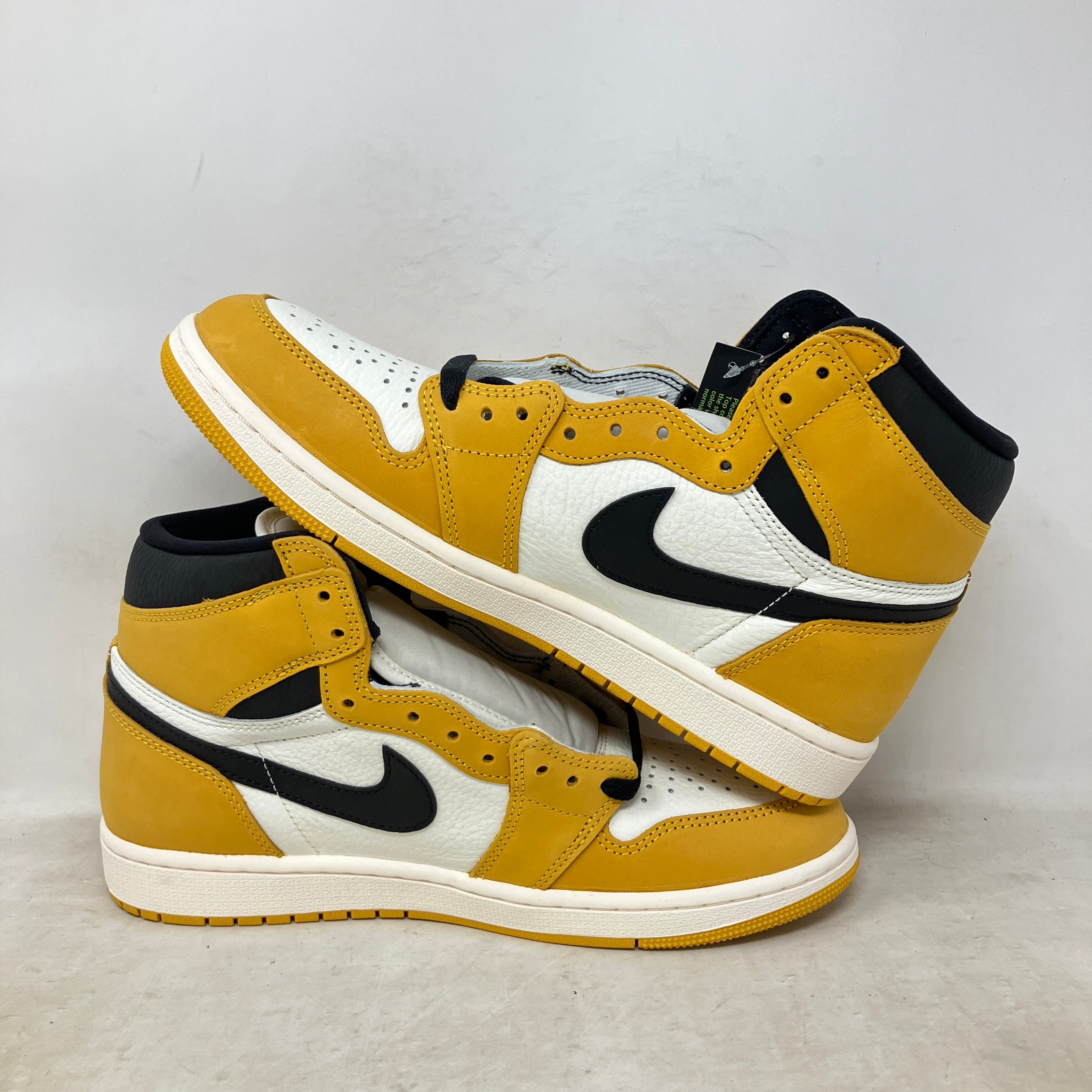 Jordan 1 Retro High OG Yellow Ochre