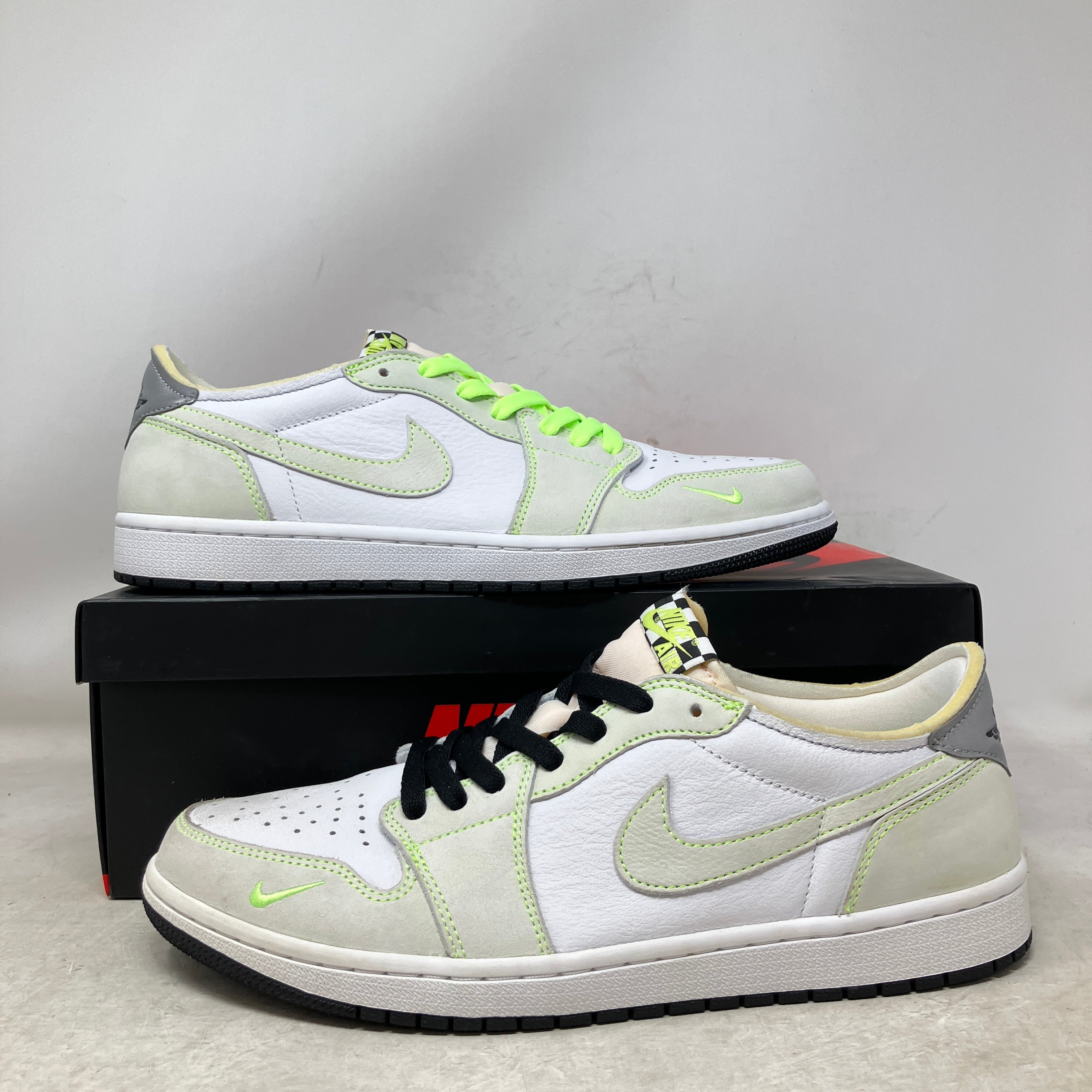 Jordan 1 Retro Low White Ghost Green Black
