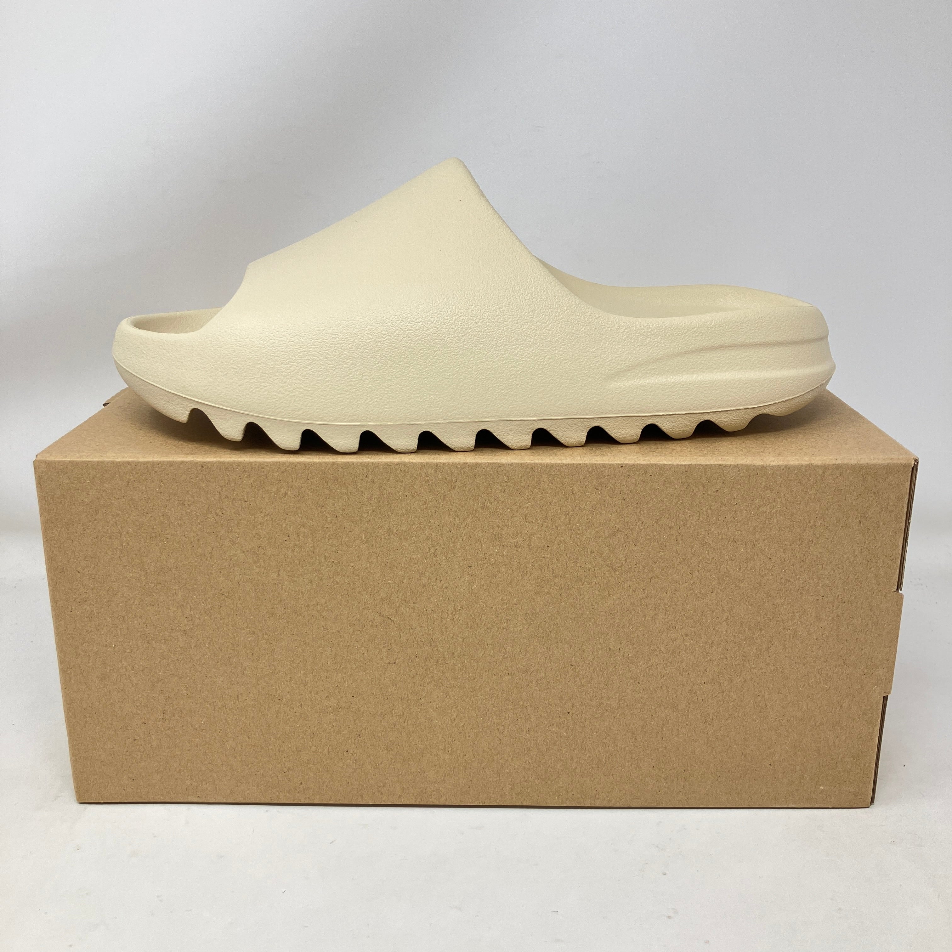 adidas Yeezy Slide Bone on box, 2022/2023 restock, brand new condition.