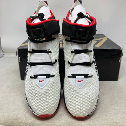 Nike LeBron 17 Graffiti