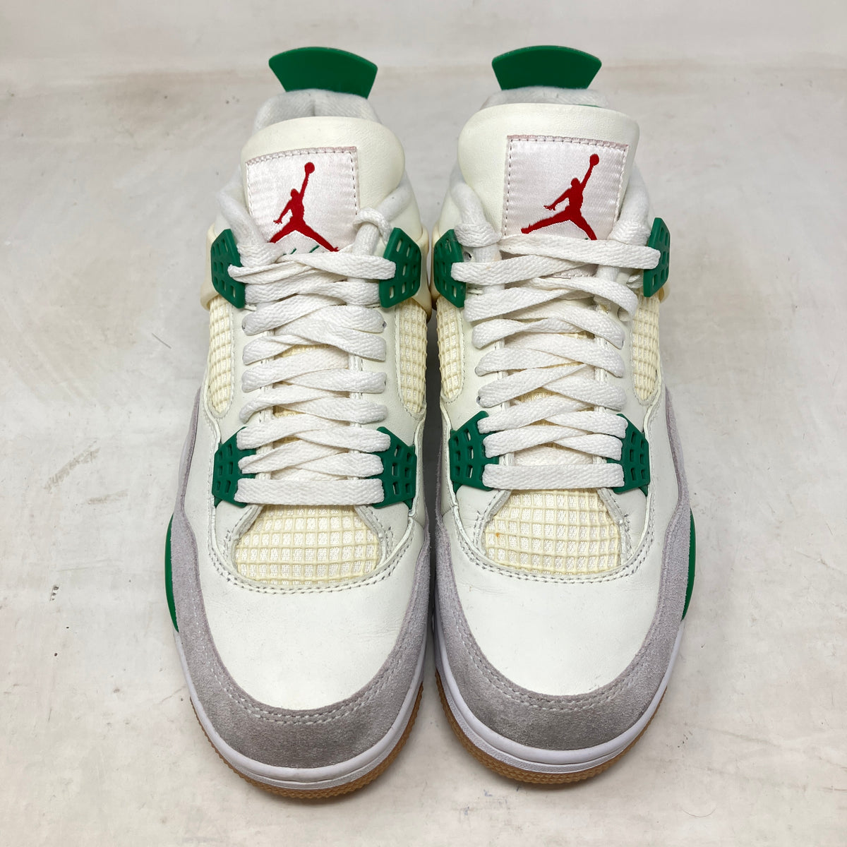 Jordan 4 Retro SB Pine Green