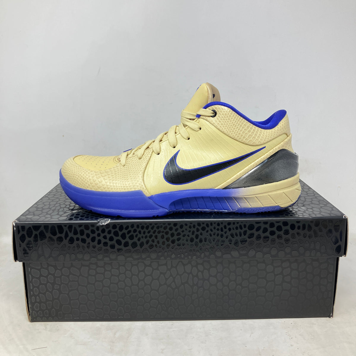 Nike Kobe 4 Protro FC Barcelona Team Gold