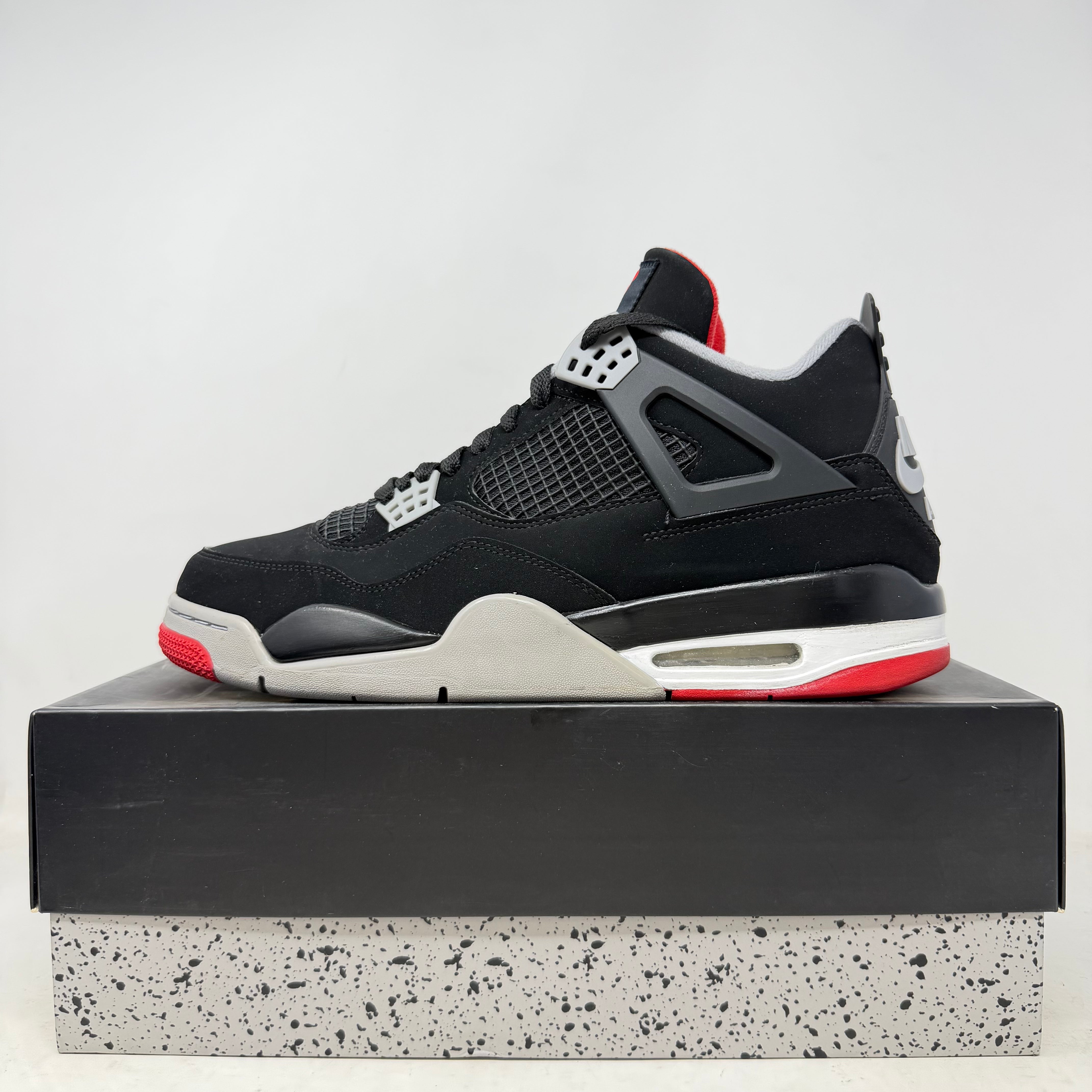Jordan 4 Retro Bred (2019)