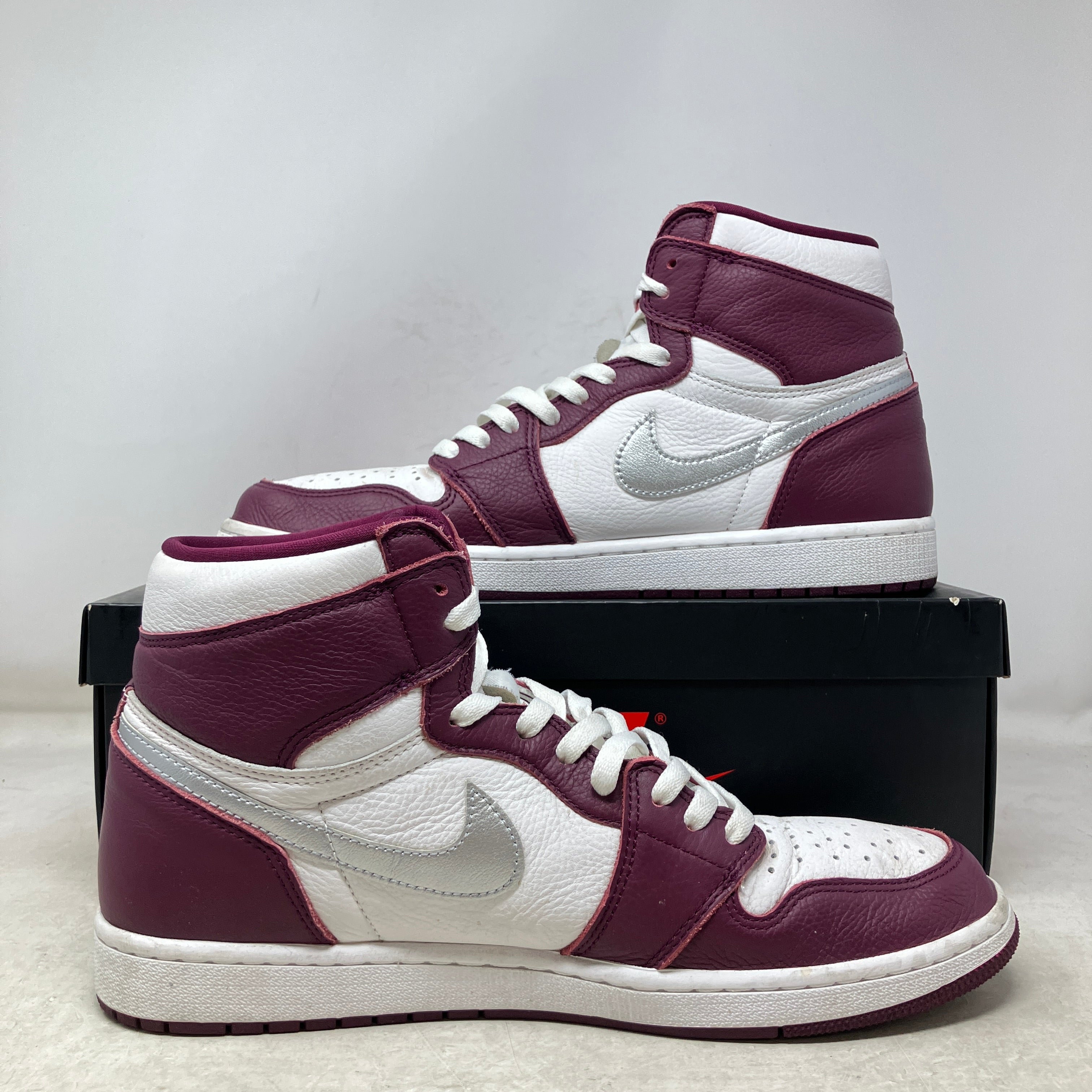 Jordan 1 Retro High OG Bordeaux