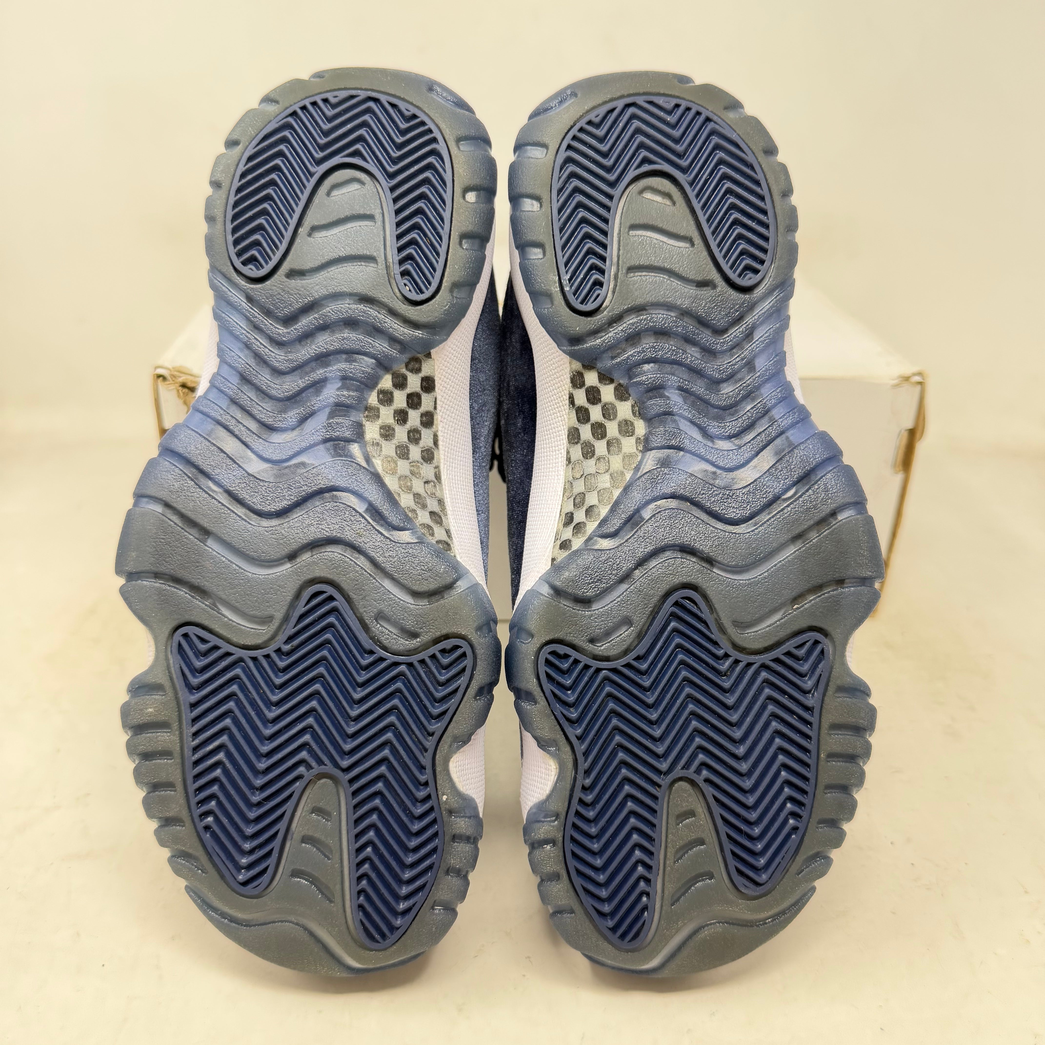 Jordan 11 Retro Midnight Navy (Women's)