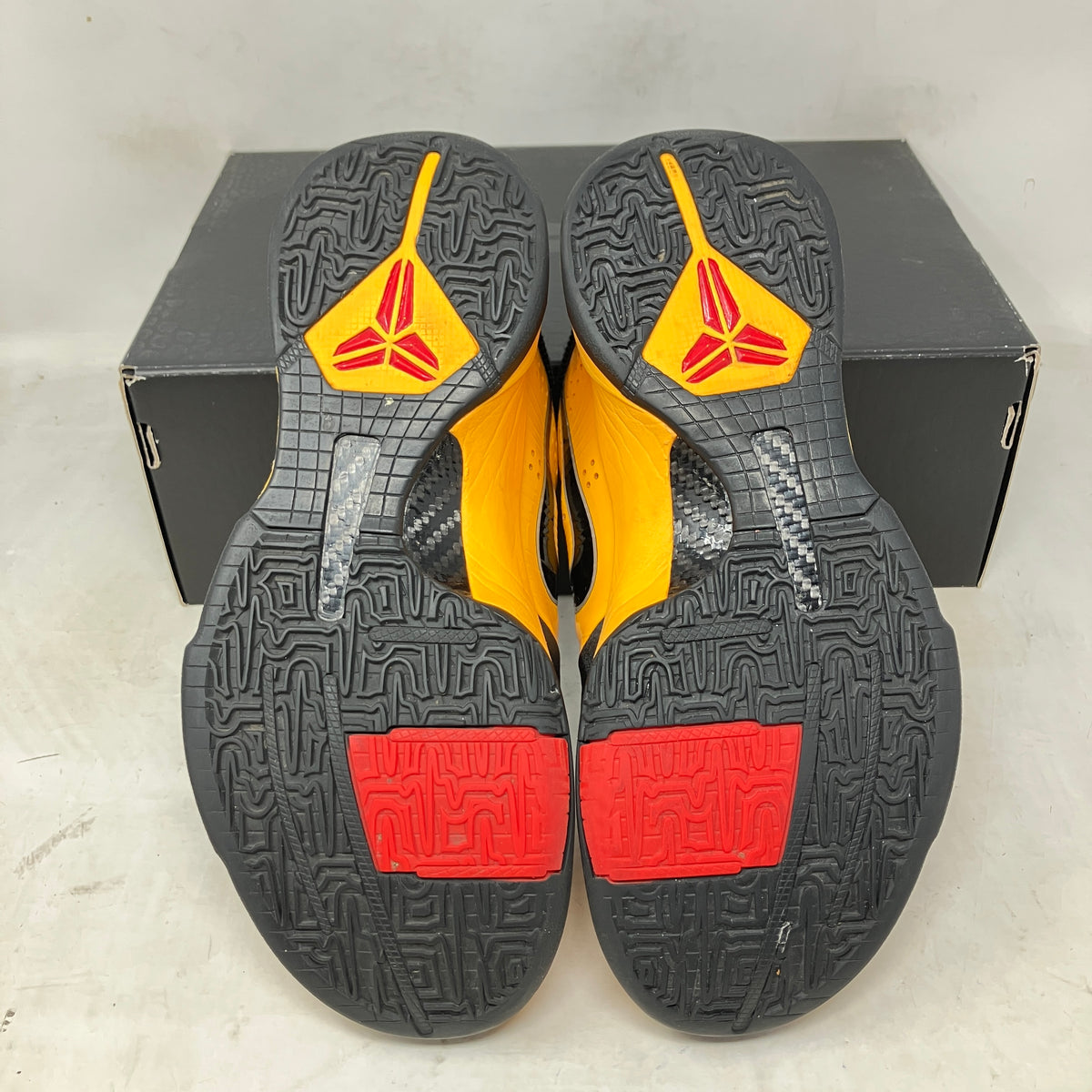 Nike Kobe 5 Protro Bruce Lee