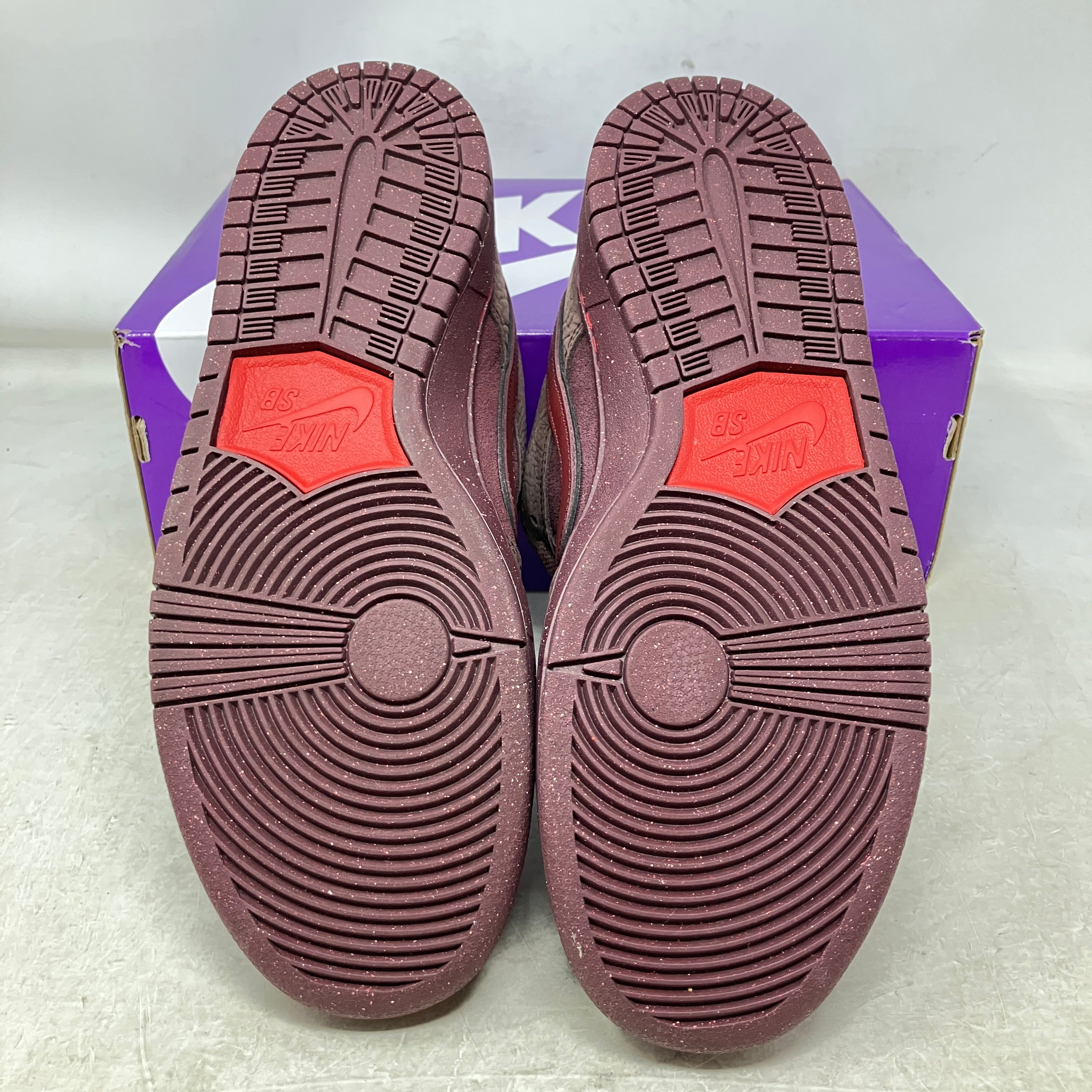 Nike SB Dunk Low City of Love Burgundy Crush