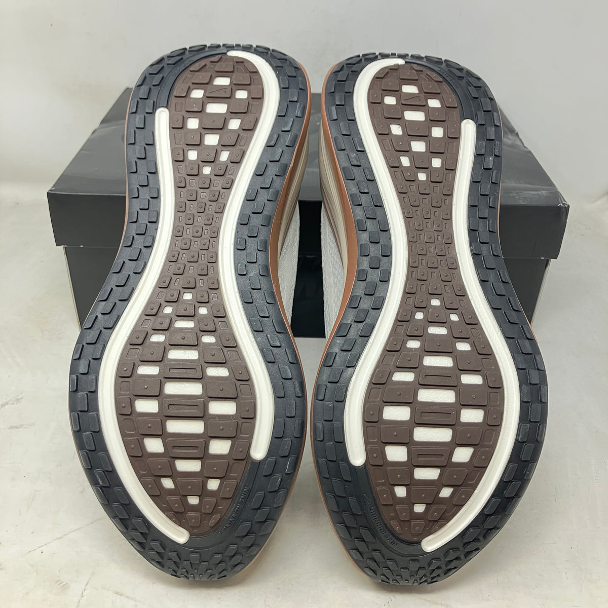 Nike Vomero Plus Sail Baroque Brown