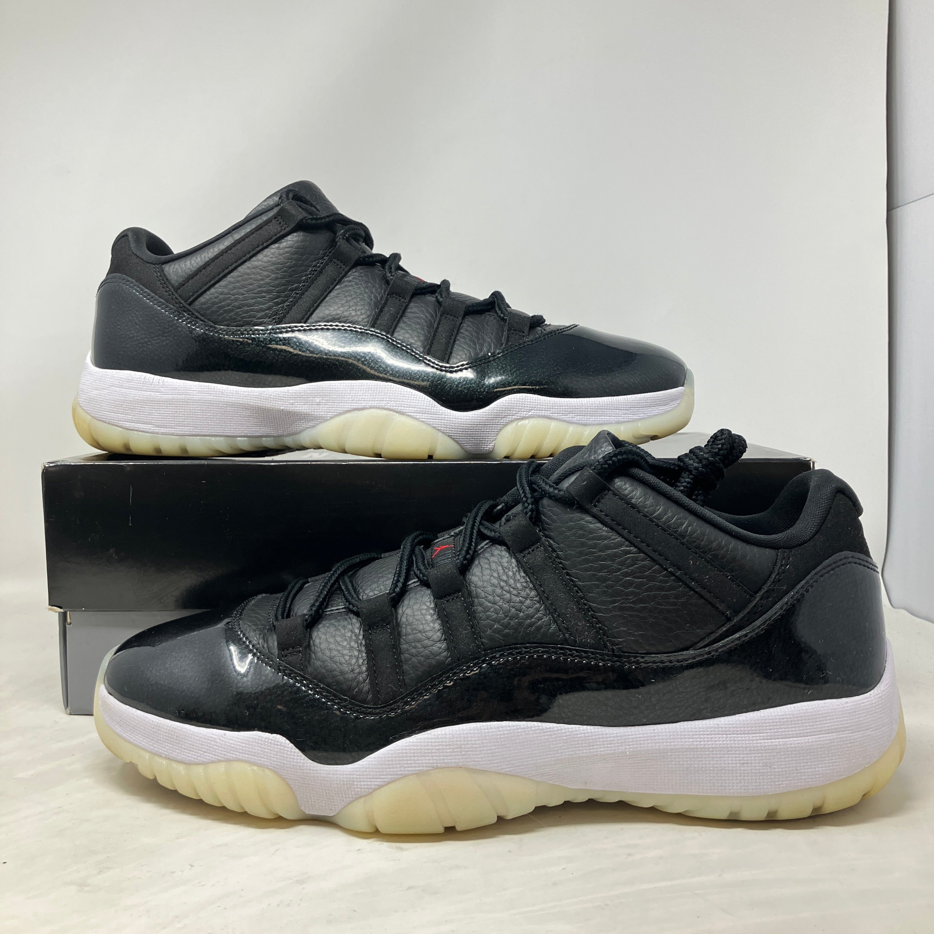 Jordan 11 Retro Low 72-10
