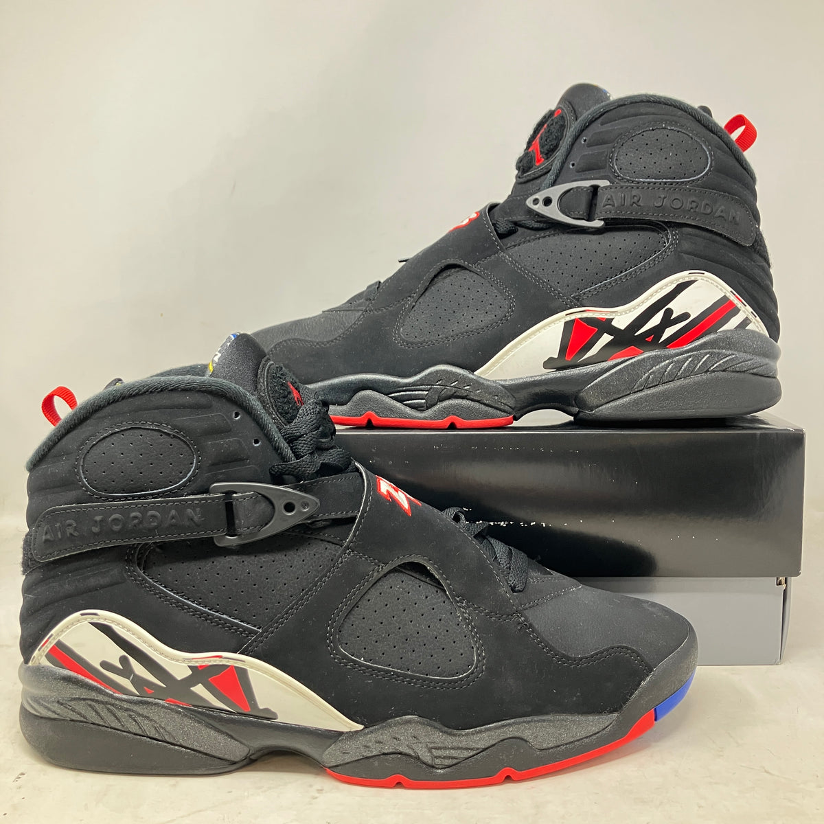 Jordan 8 Retro Playoffs (2023)
