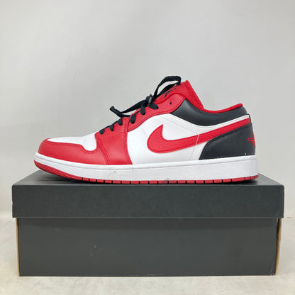 Jordan 1 Low Bulls