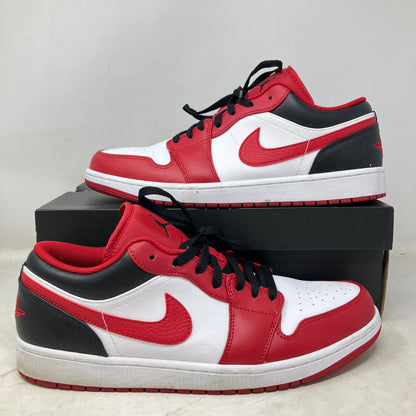 Jordan 1 Low Bulls
