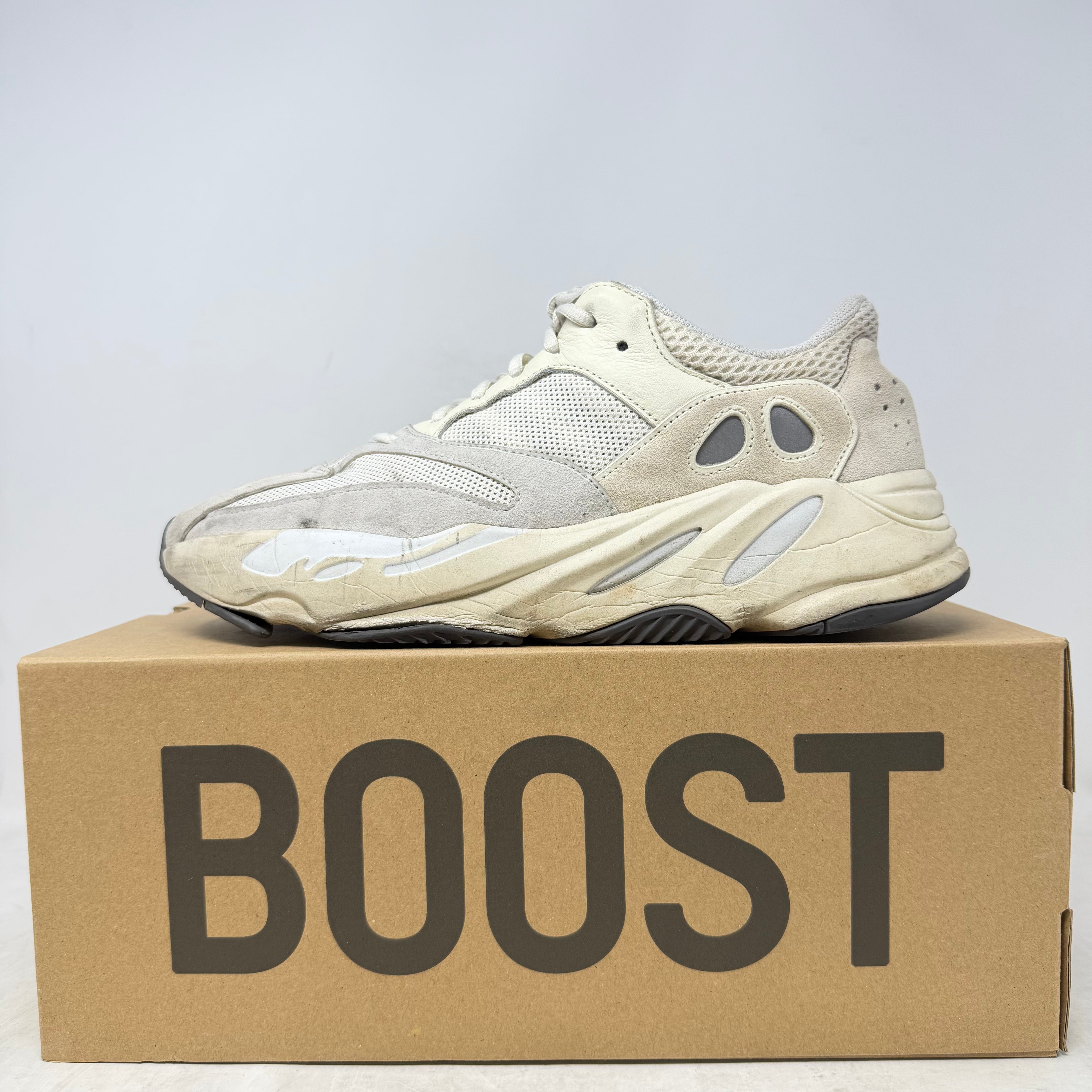 adidas Yeezy Boost 700 Analog