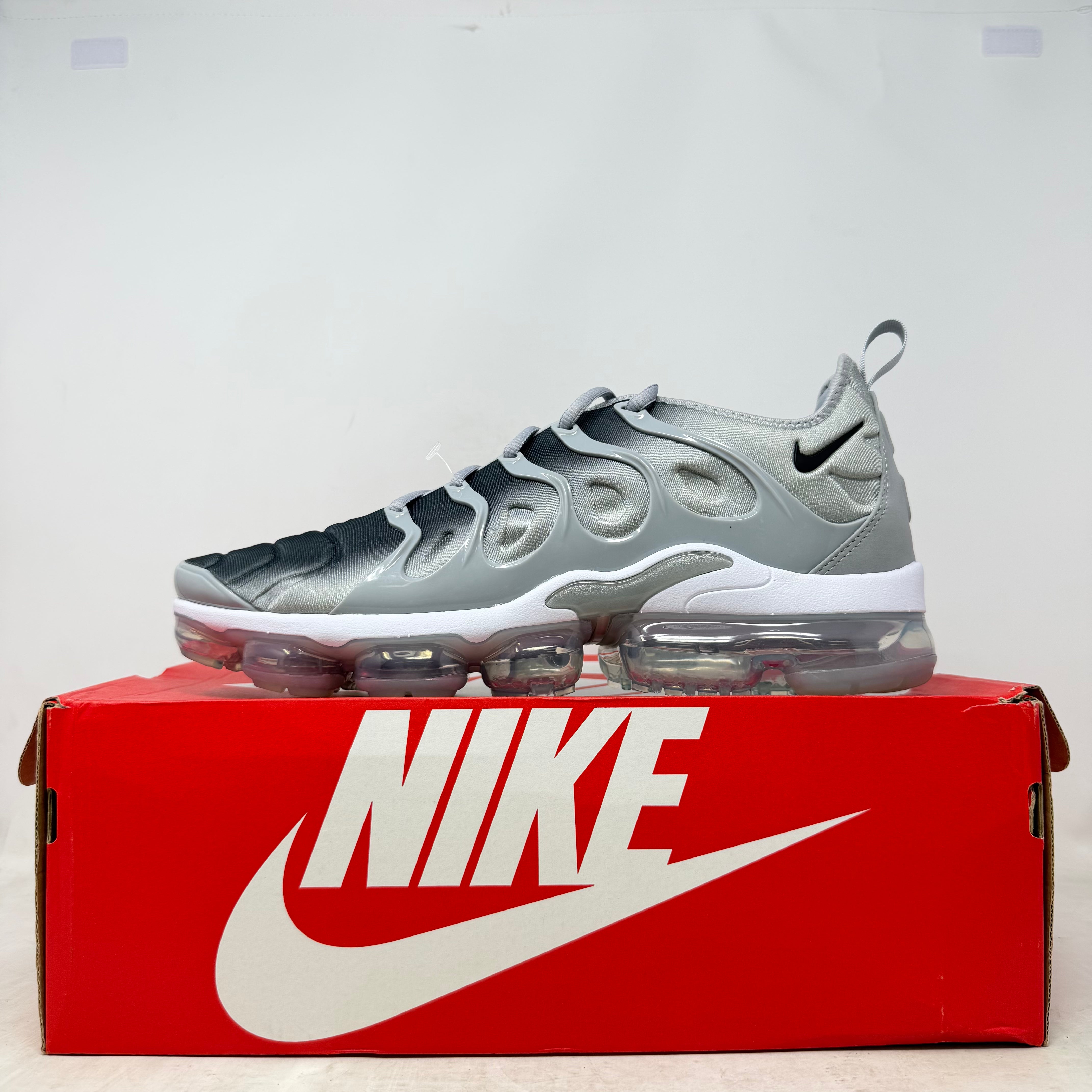 Nike Air VaporMax Plus Wolf Grey Black