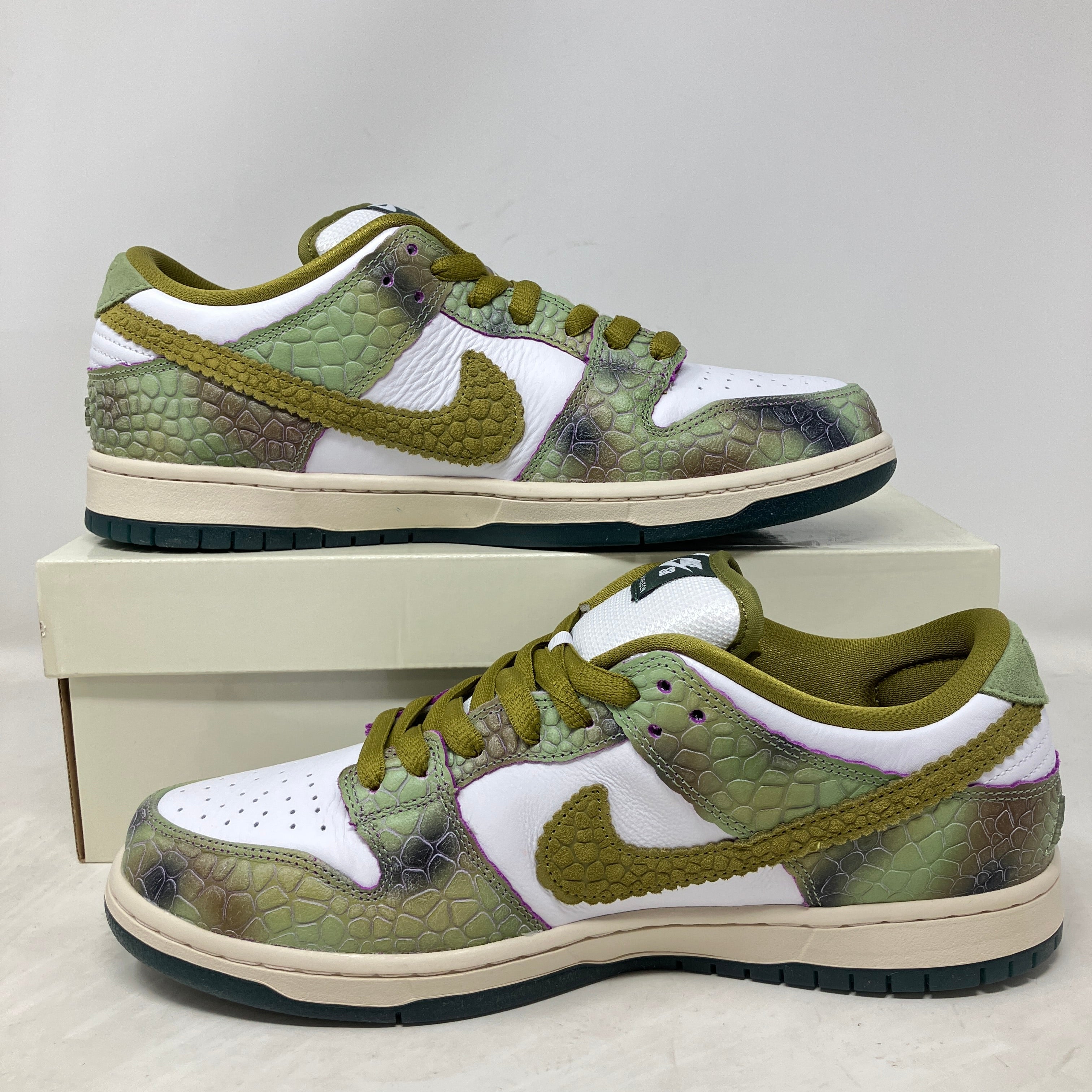 Nike SB Dunk Low Alexis Sablone Chameleon