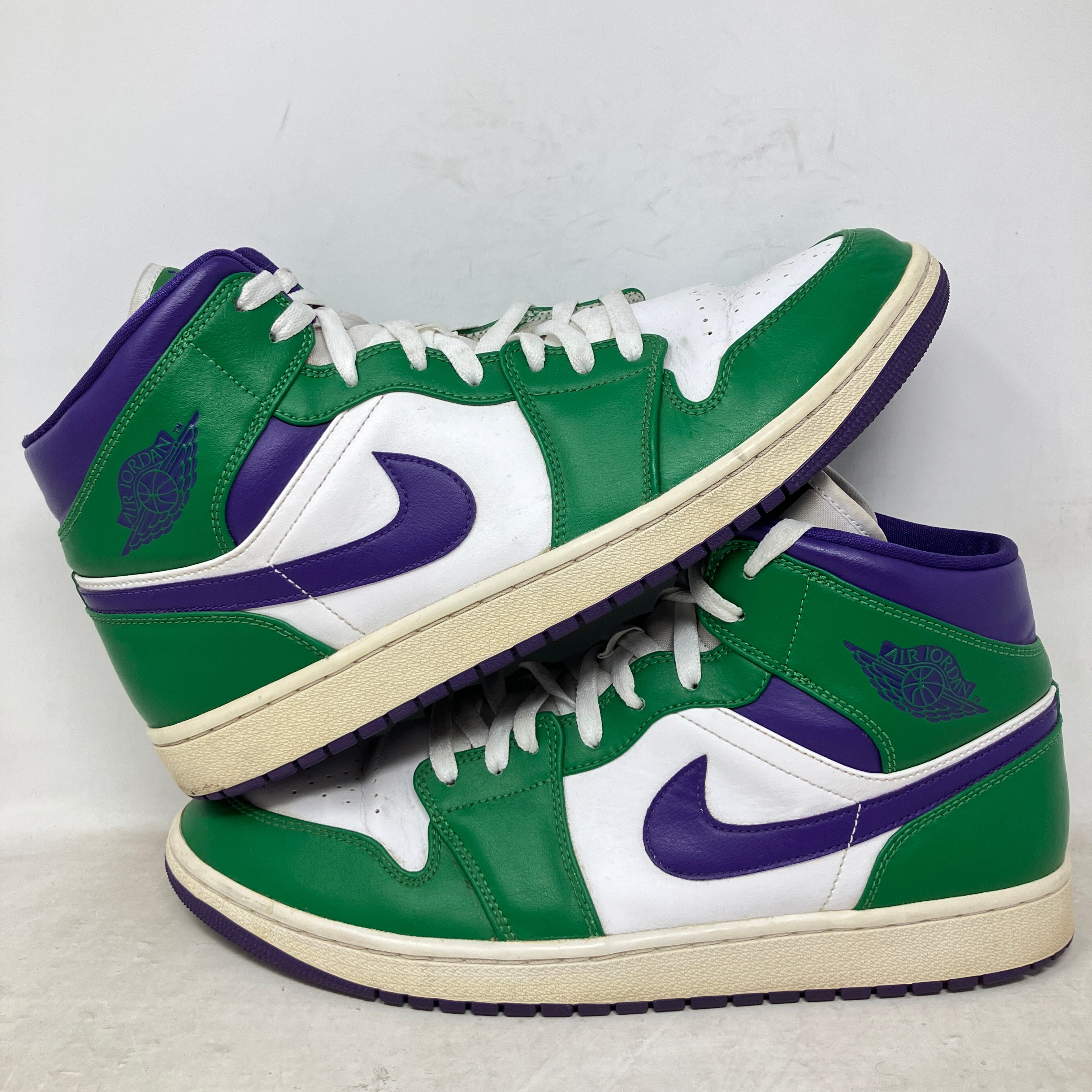 Jordan 1 Mid Incredible Hulk