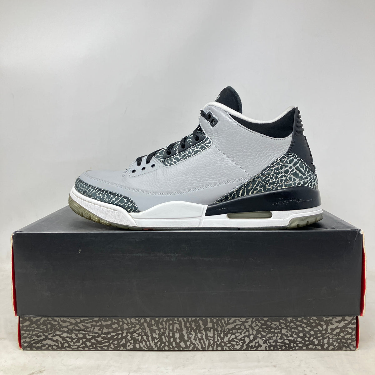 Jordan 3 Retro Wolf Grey