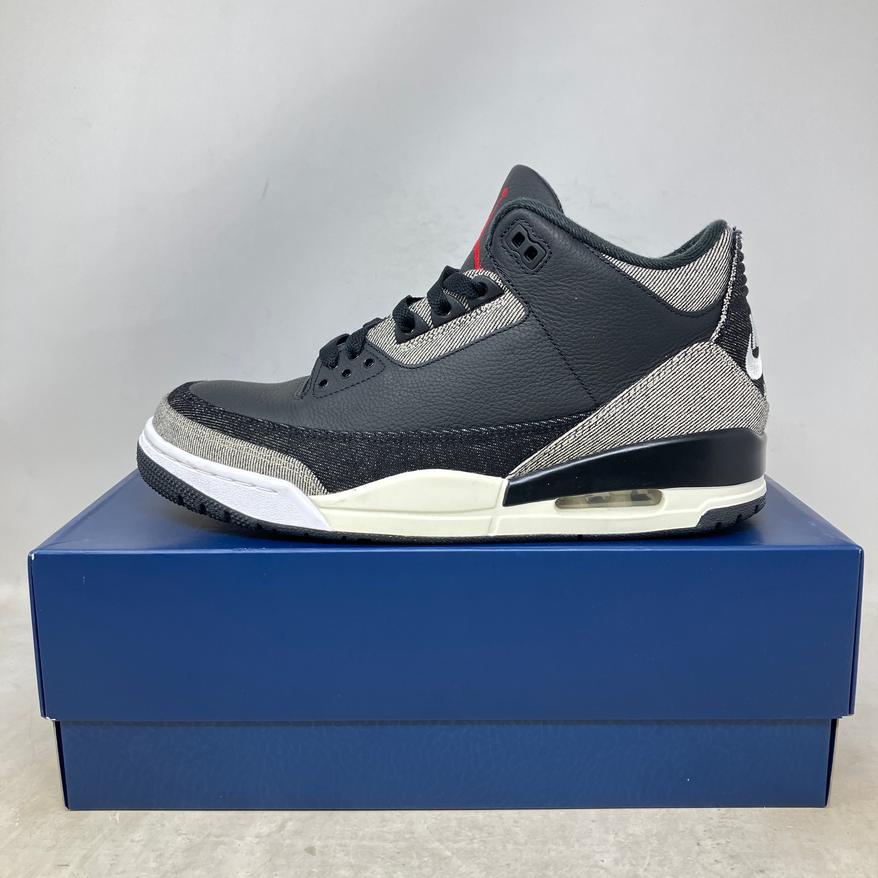 Jordan 3 Retro Levi’s Black