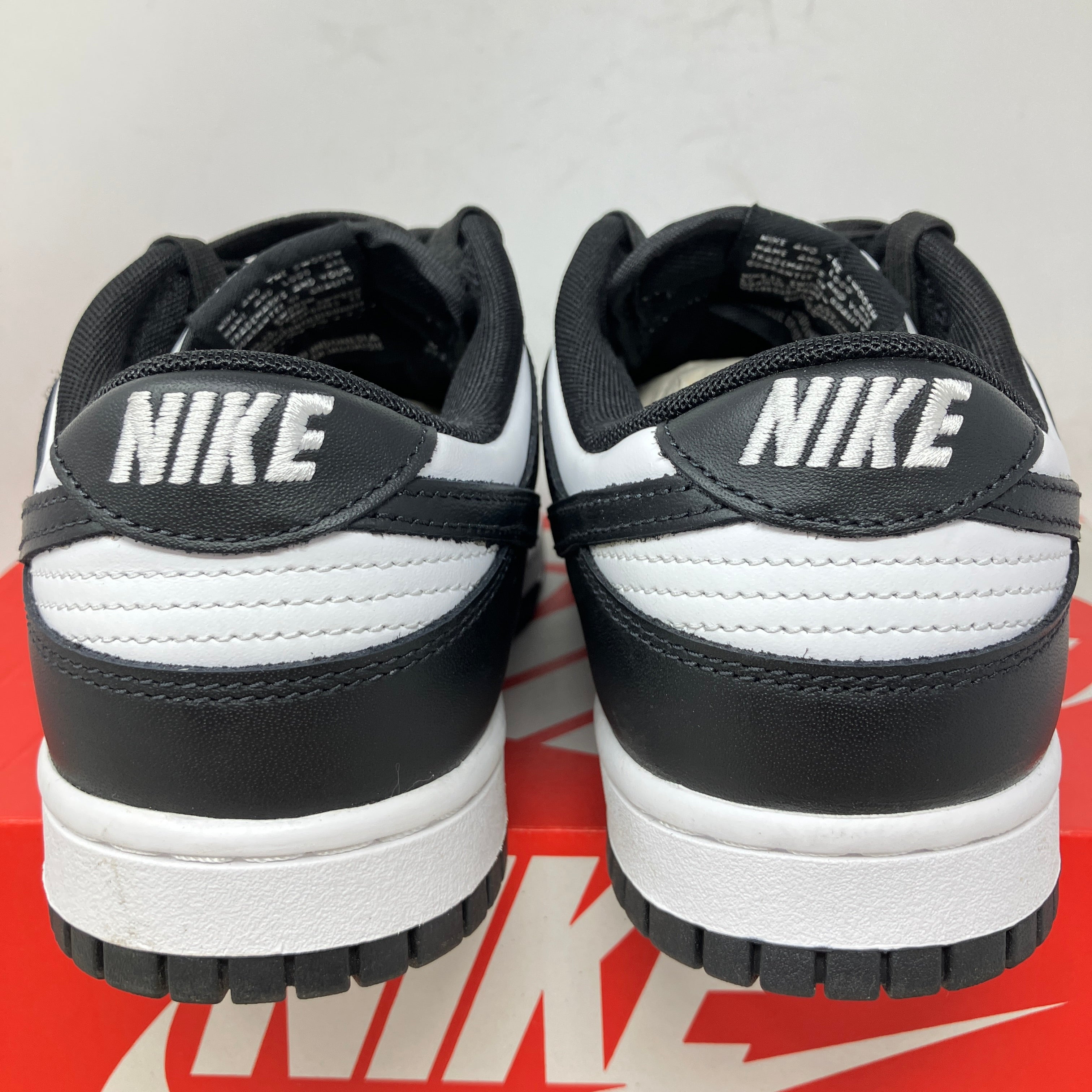 Nike Dunk Low Retro White Black Panda