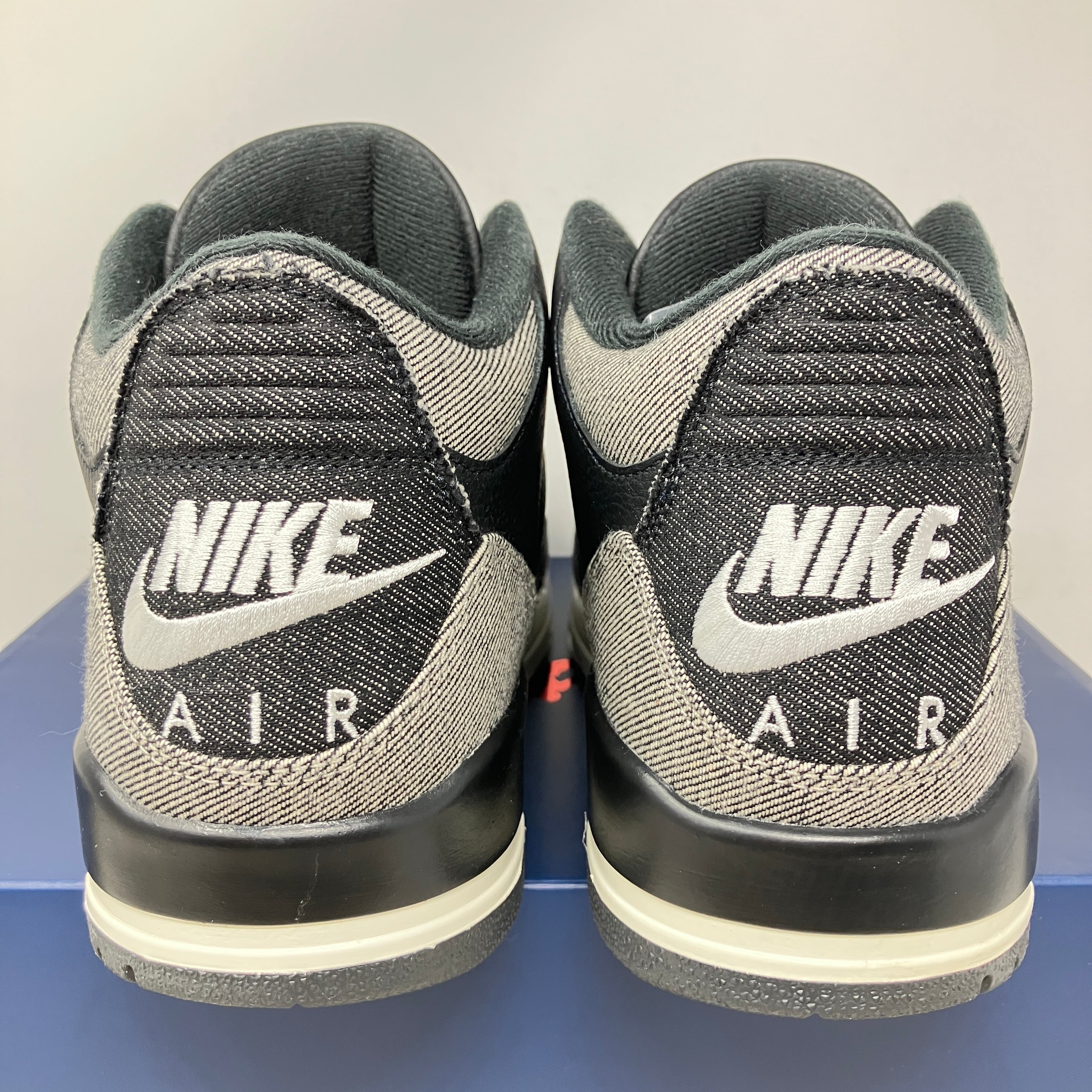 Jordan 3 Retro Levi’s Black
