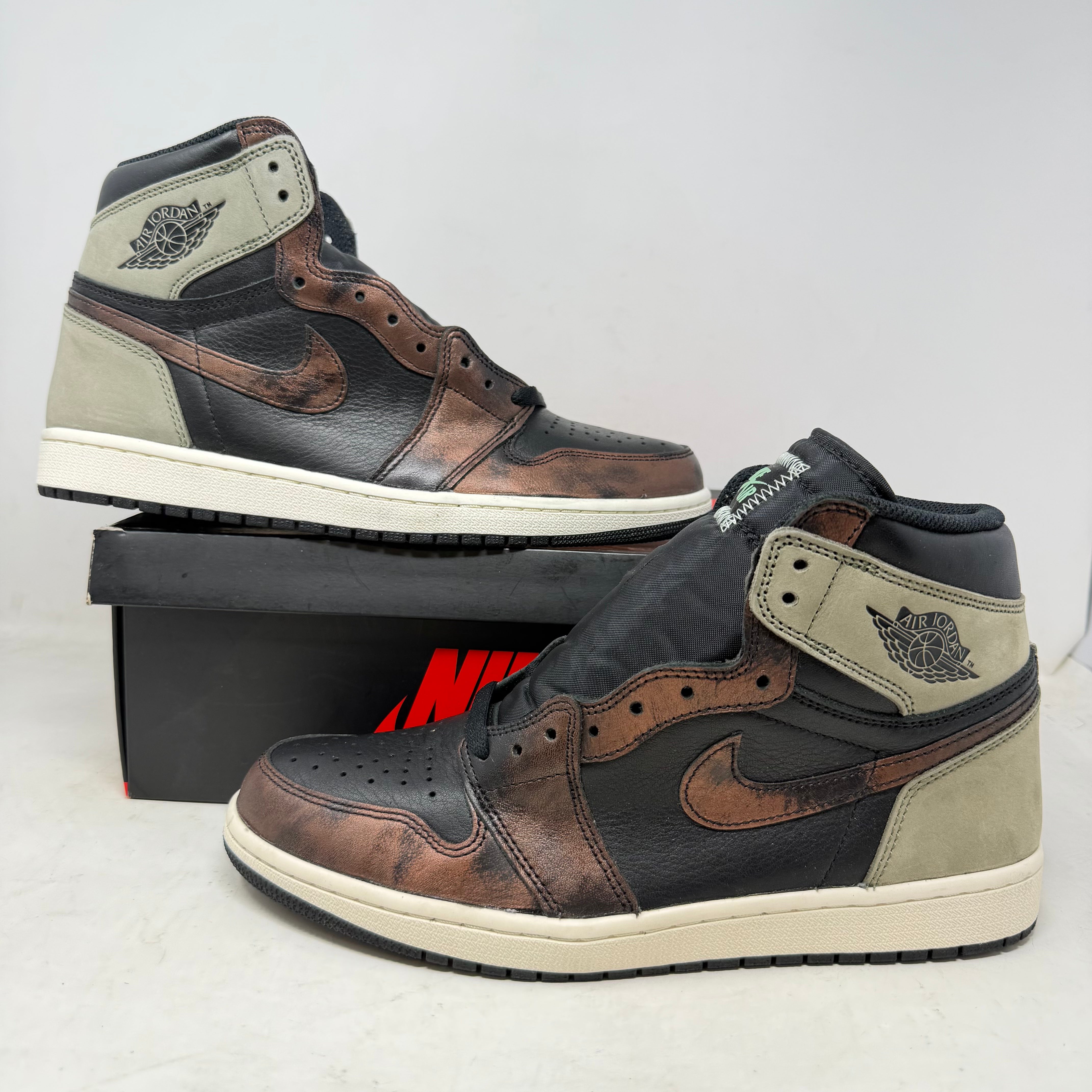 Jordan 1 Retro High Light Army Rust Shadow Patina