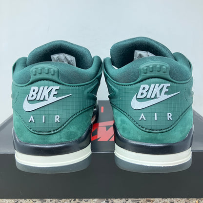 Jordan 4 RM SP Nigel Sylvester Grandma's Driveway