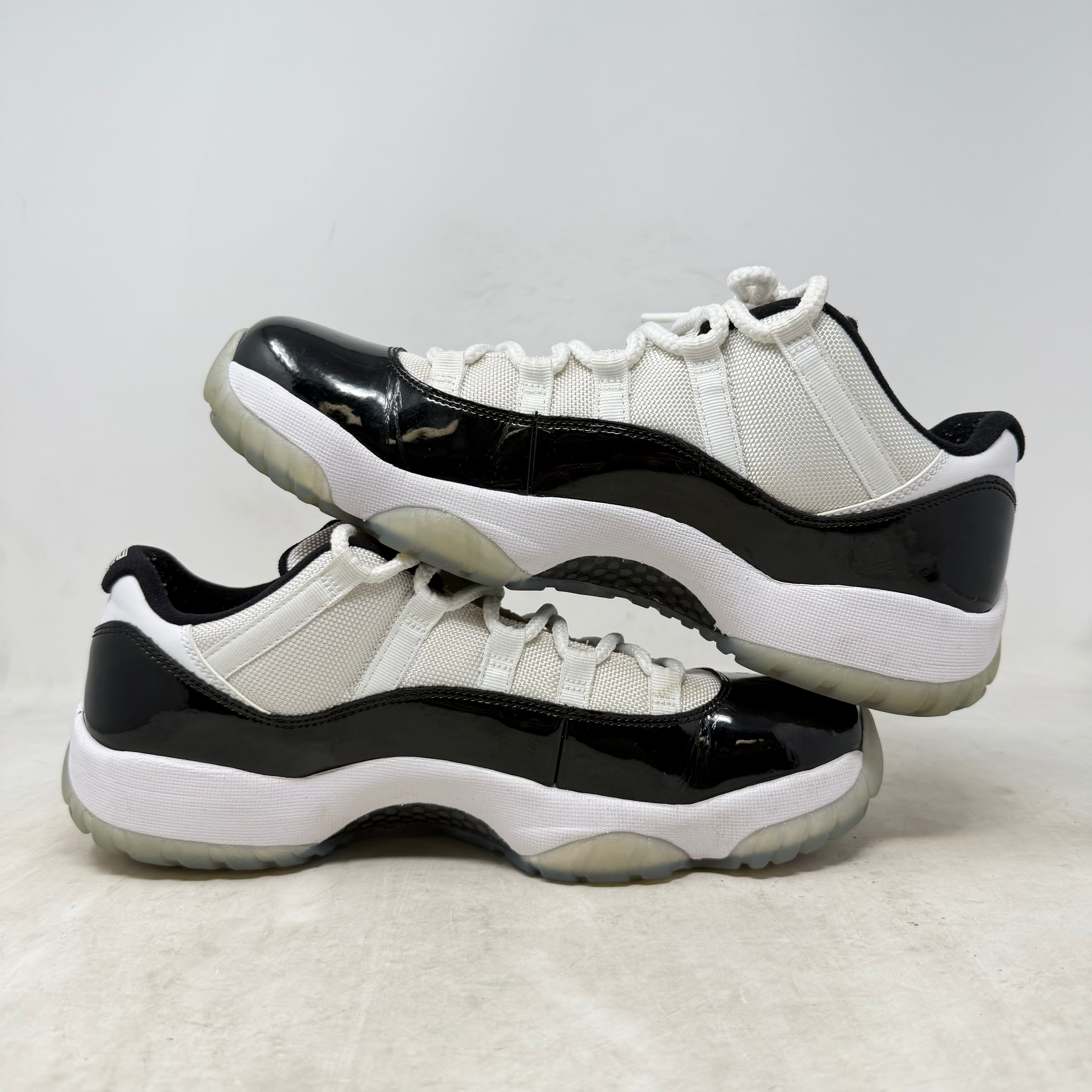 Jordan 11 Retro Low Concord