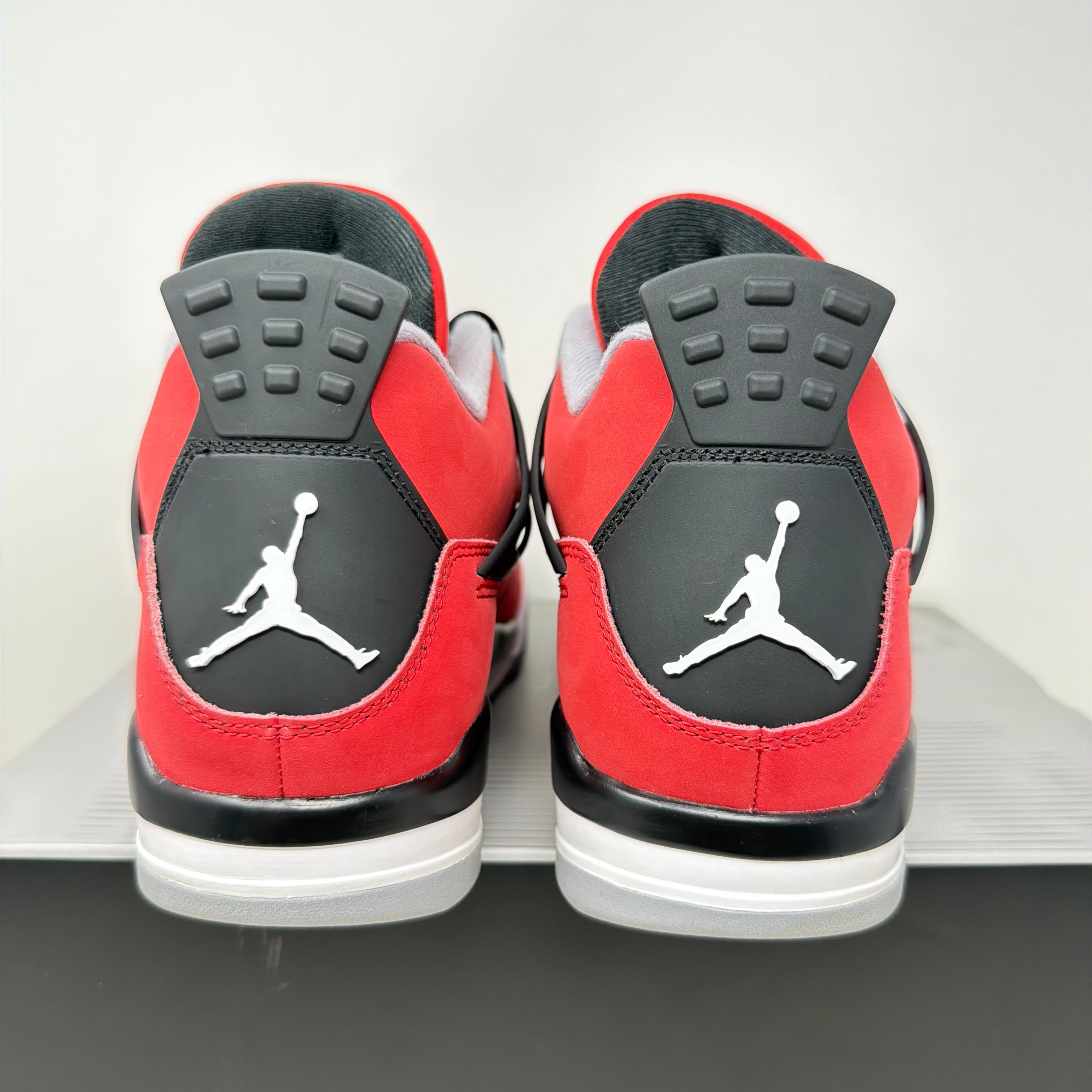 Jordan 4 Retro Toro Bravo (2026)
