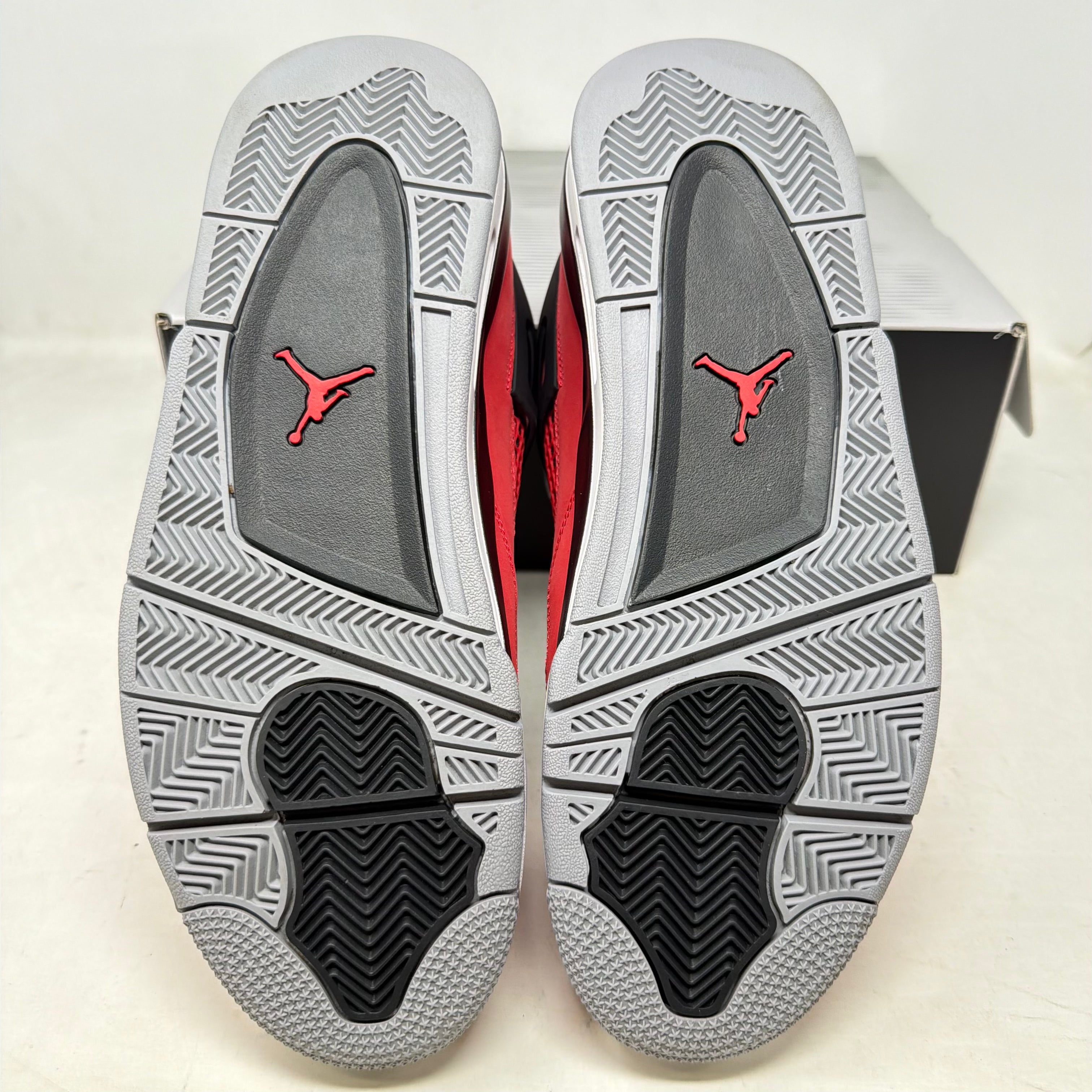 Jordan 4 Retro Toro Bravo (2026)