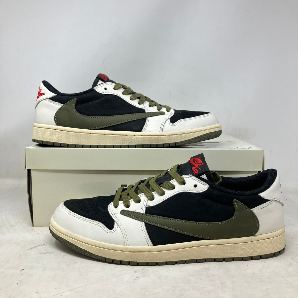 Jordan 1 Retro Low OG SP Travis Scott Olive (Women's)