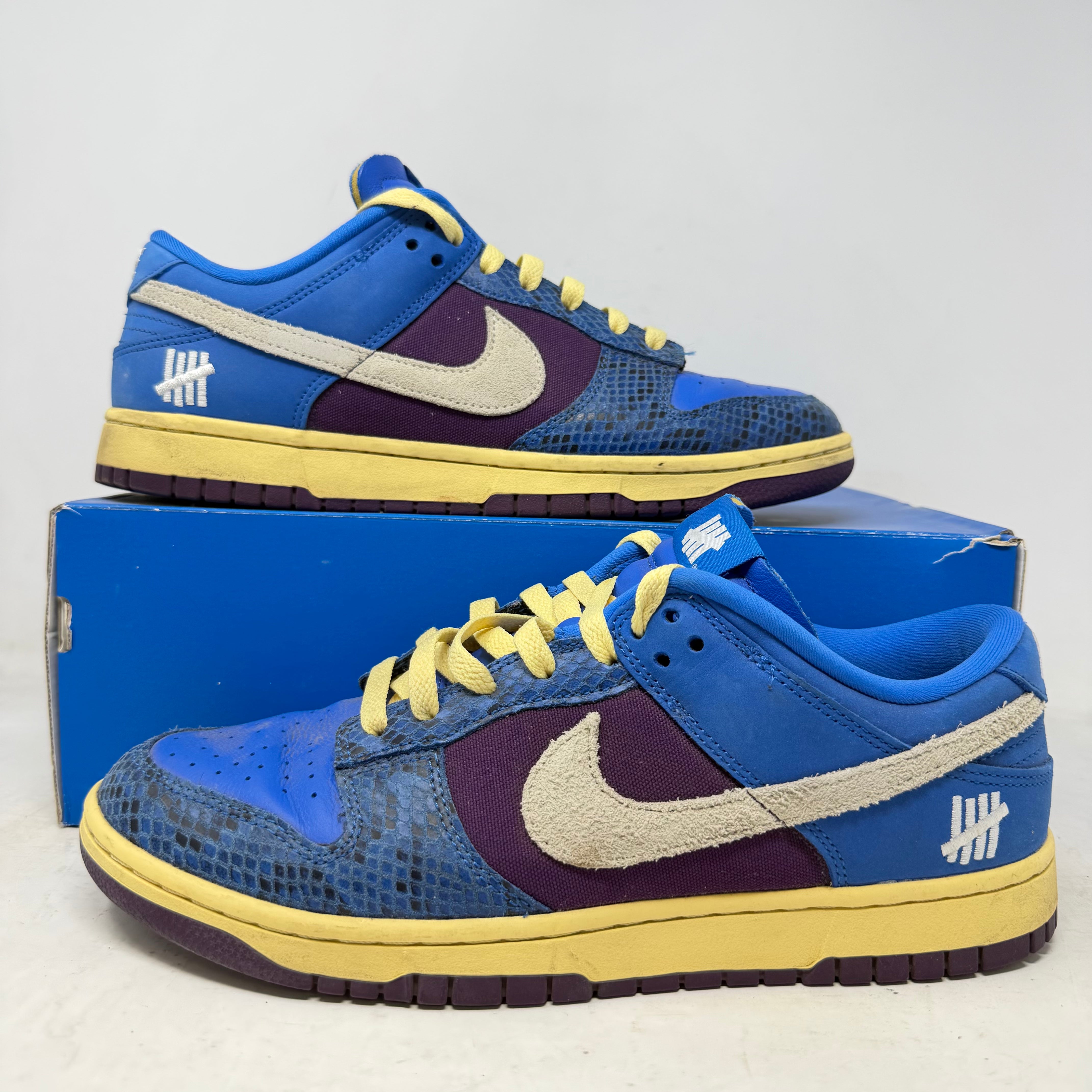 Nike Dunk Low Undefeated 5 On It Dunk vs. AF1