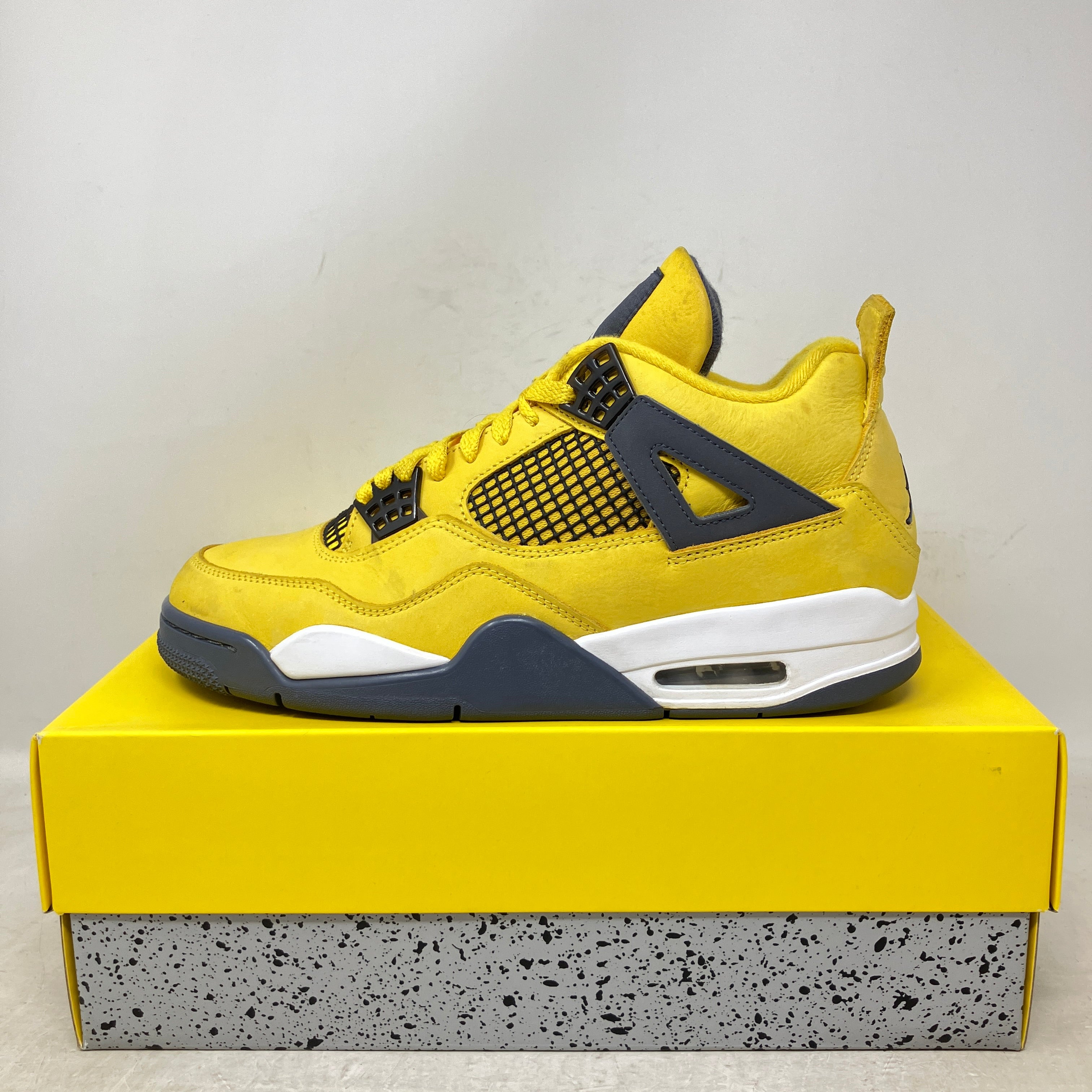 Jordan 4 Retro Lightning (2021)