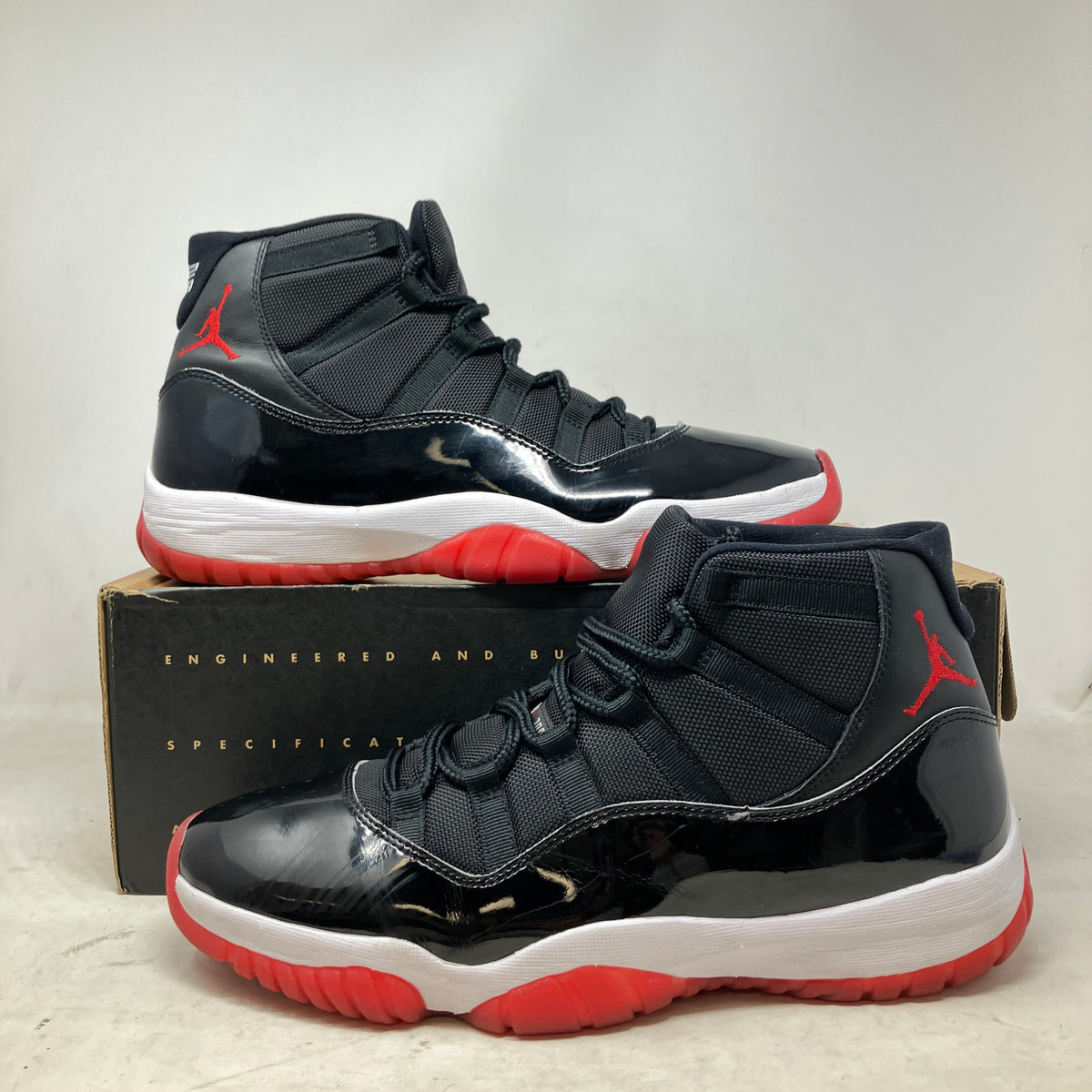 Jordan 11 Retro Playoffs Bred (2019)