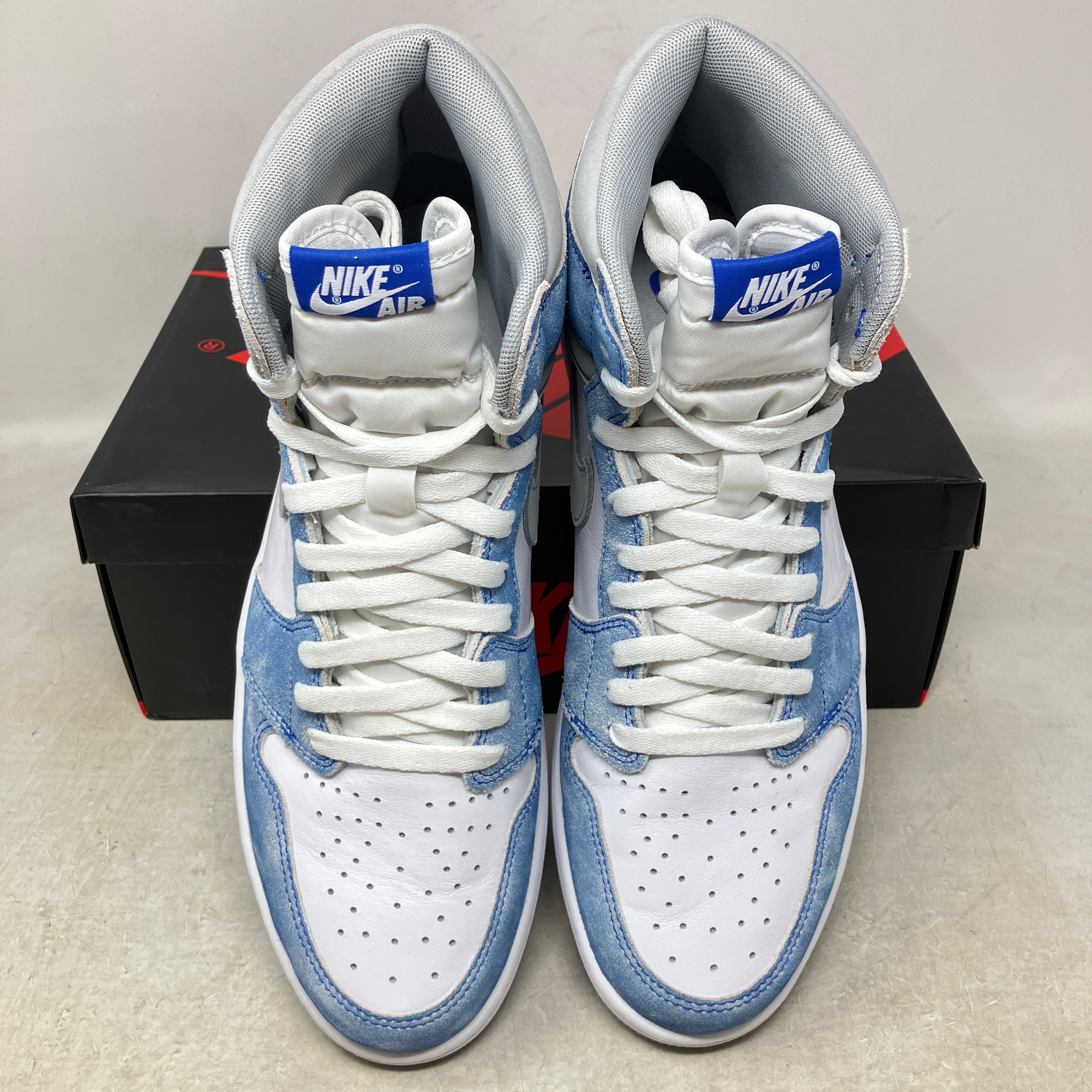 Jordan 1 Retro High Hyper Royal Smoke Grey