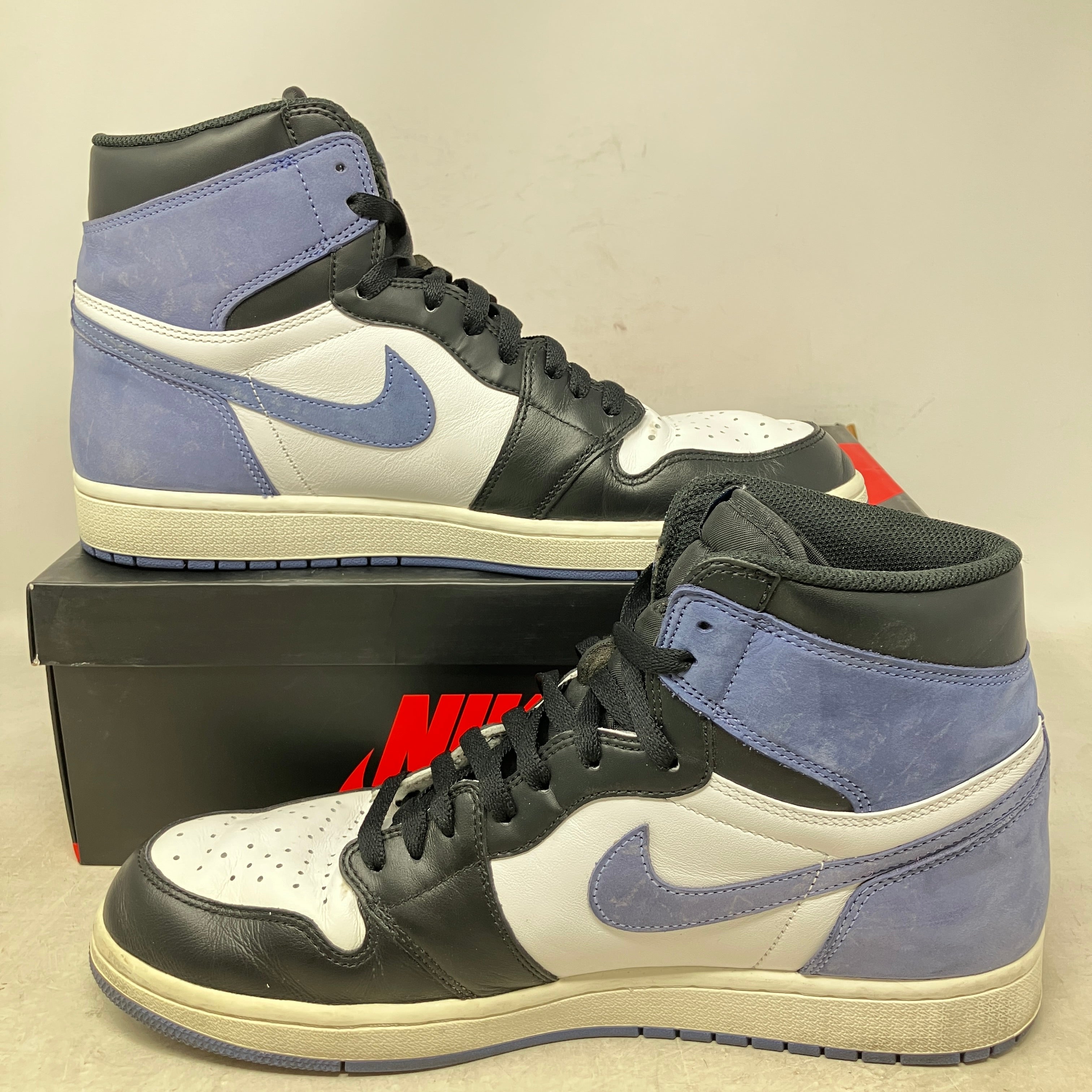 Jordan 1 Retro High Blue Moon