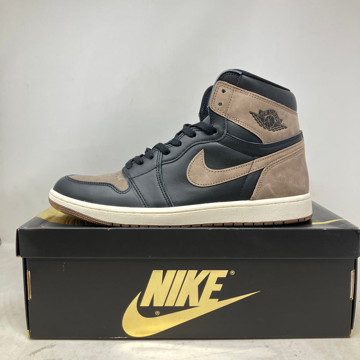Jordan 1 Retro High OG Palomino