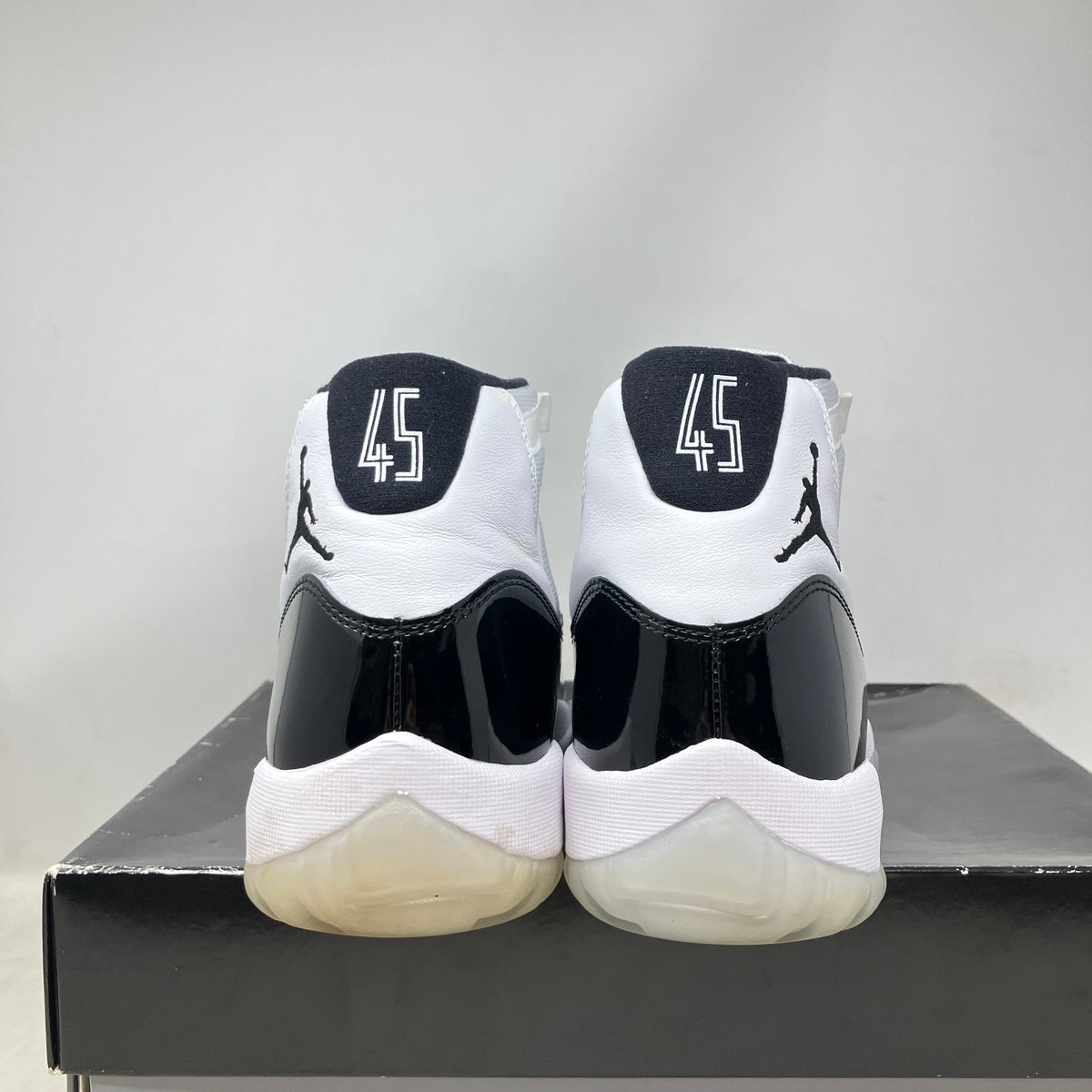 Jordan 11 Retro Concord (2018)