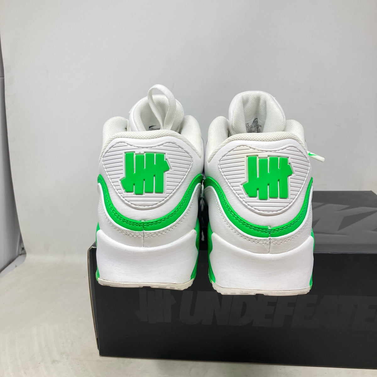 Nike Air Max 90 Undefeated White Green
