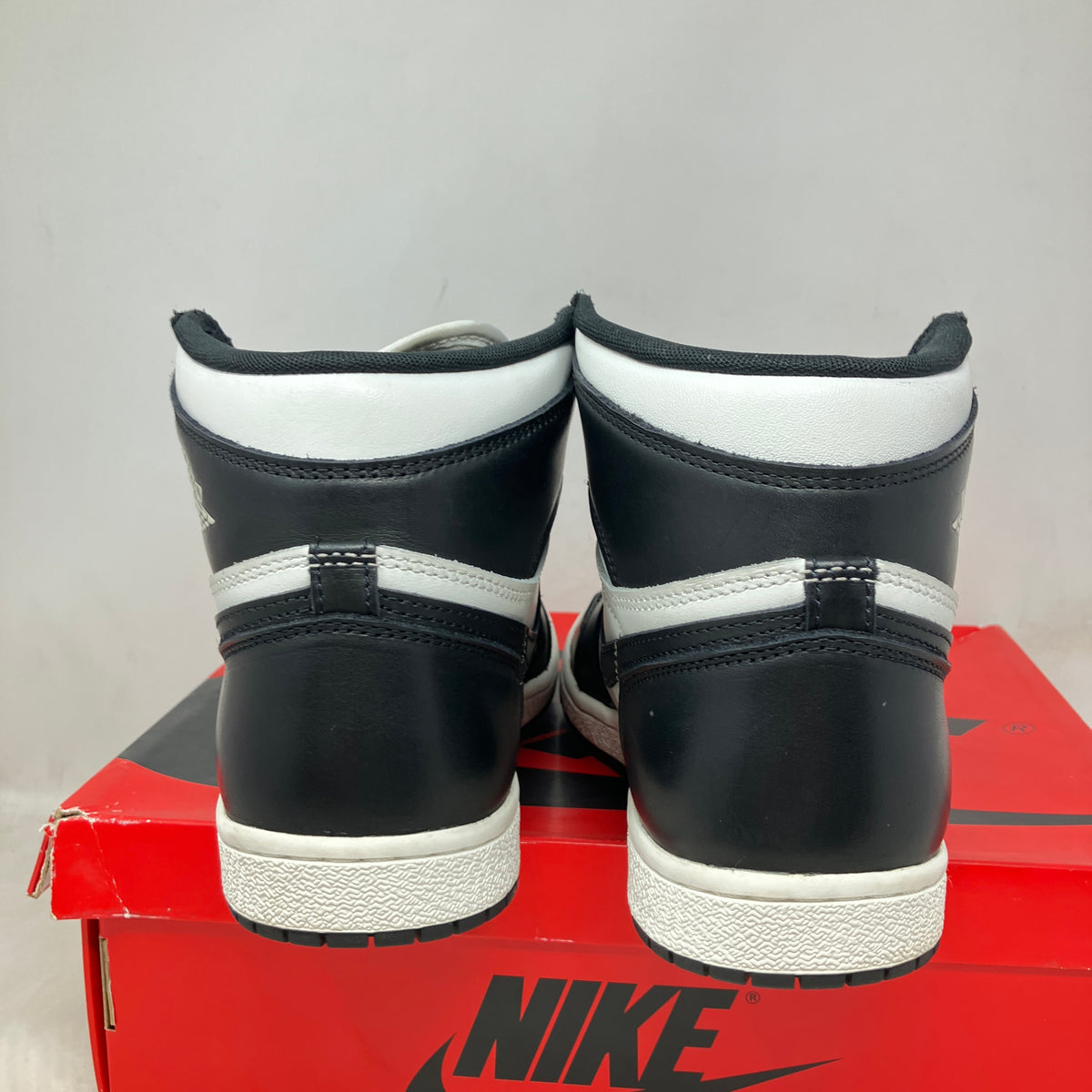 Jordan 1 Retro High '85 Black White (2023)