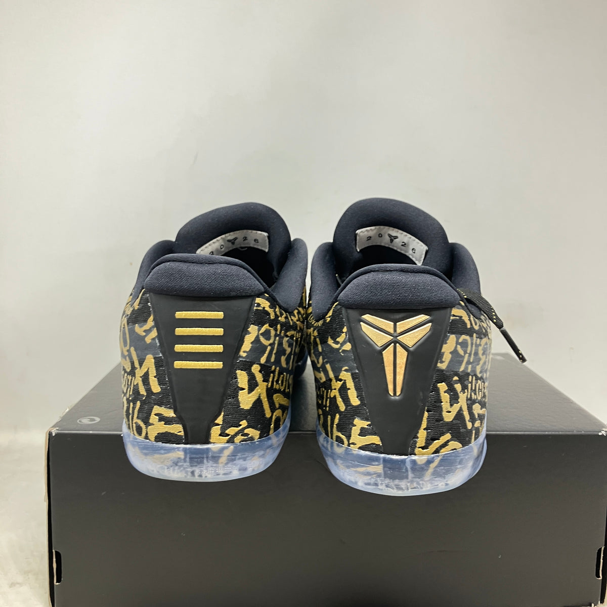 Nike Kobe 11 Protro Mamba Day