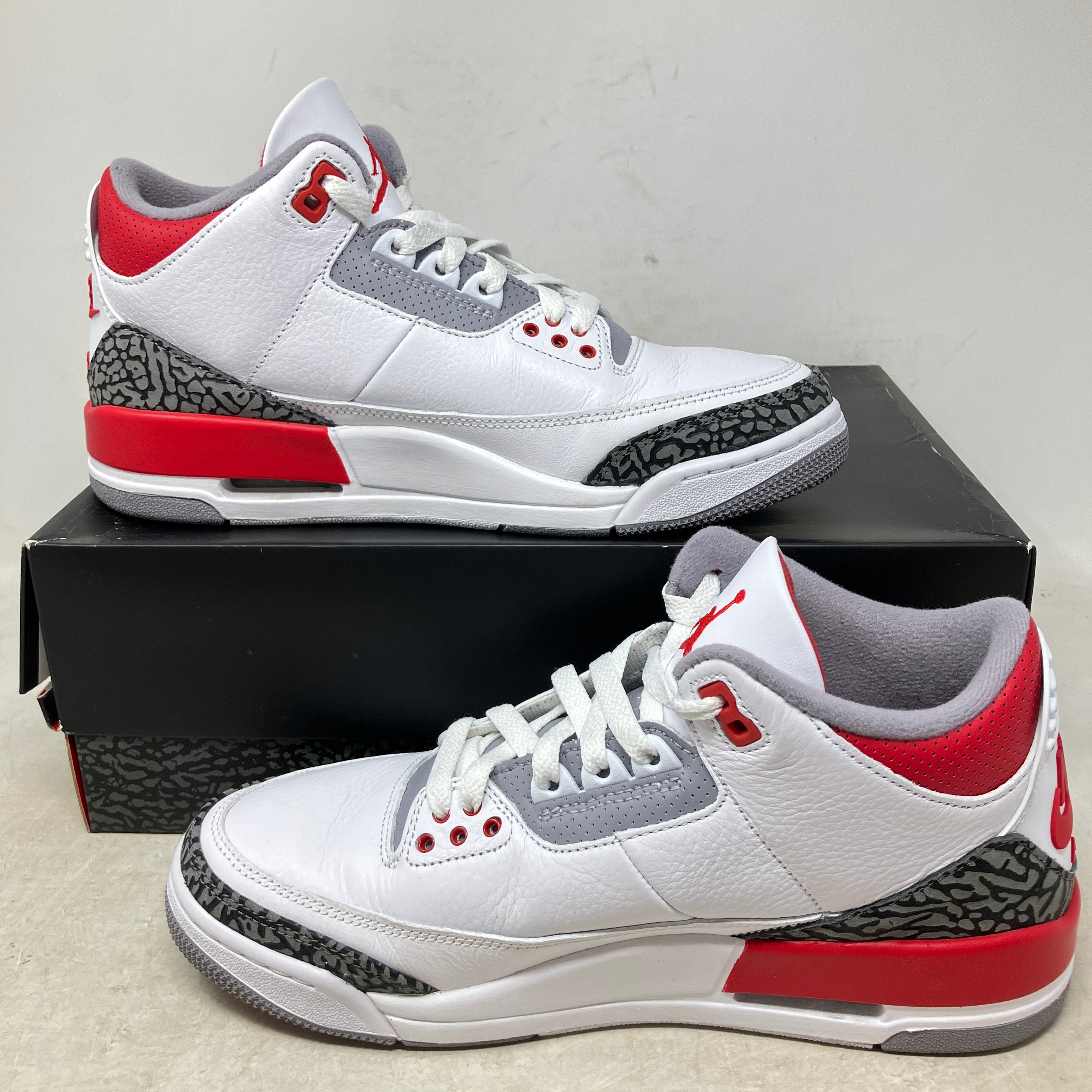 Jordan 3 Retro Fire Red (2022)